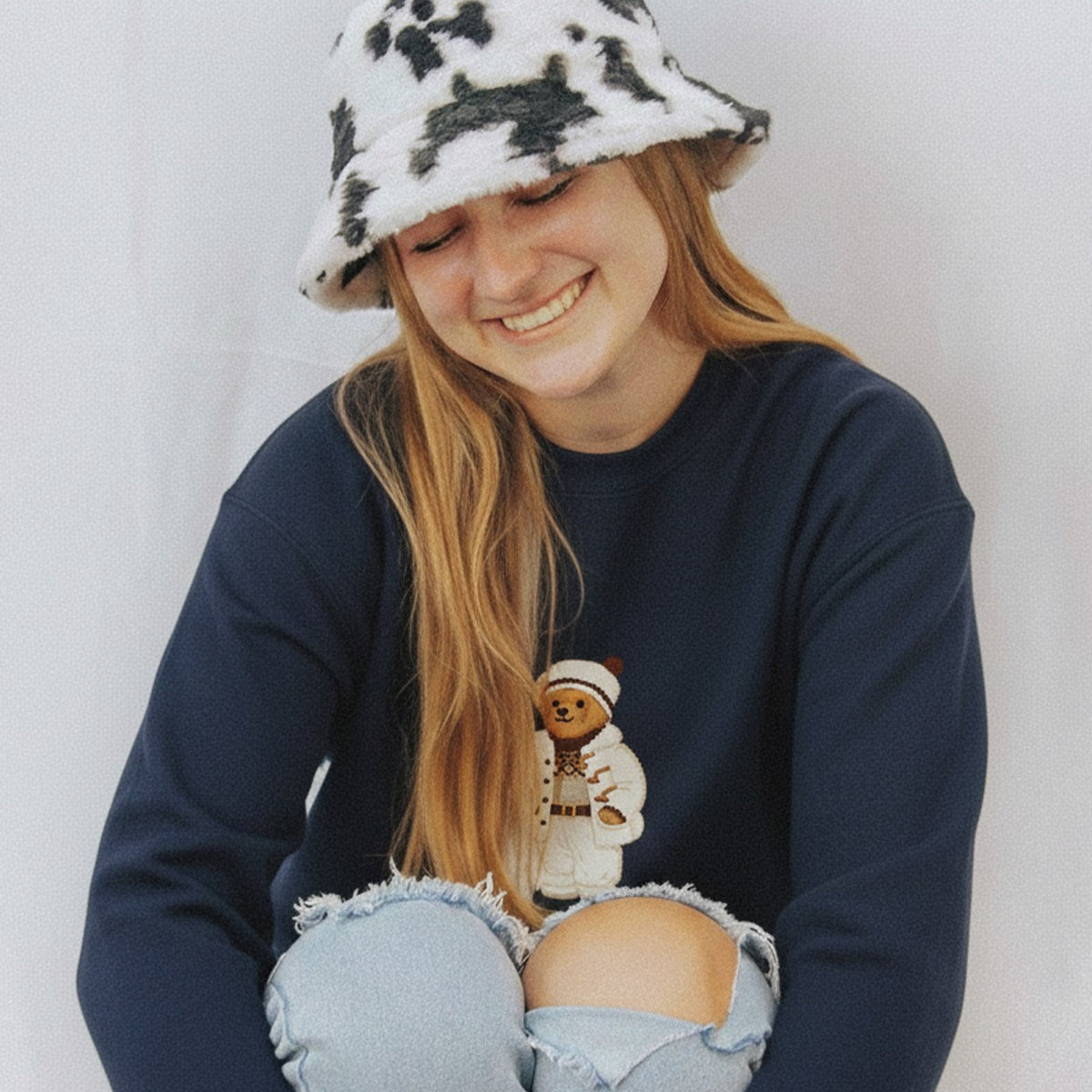 Kadın Oversize Sweatshirt Quiet Club 3D Baskılı Lacivert – Bisiklet Yaka, 3 İplik Şardonlu Polar