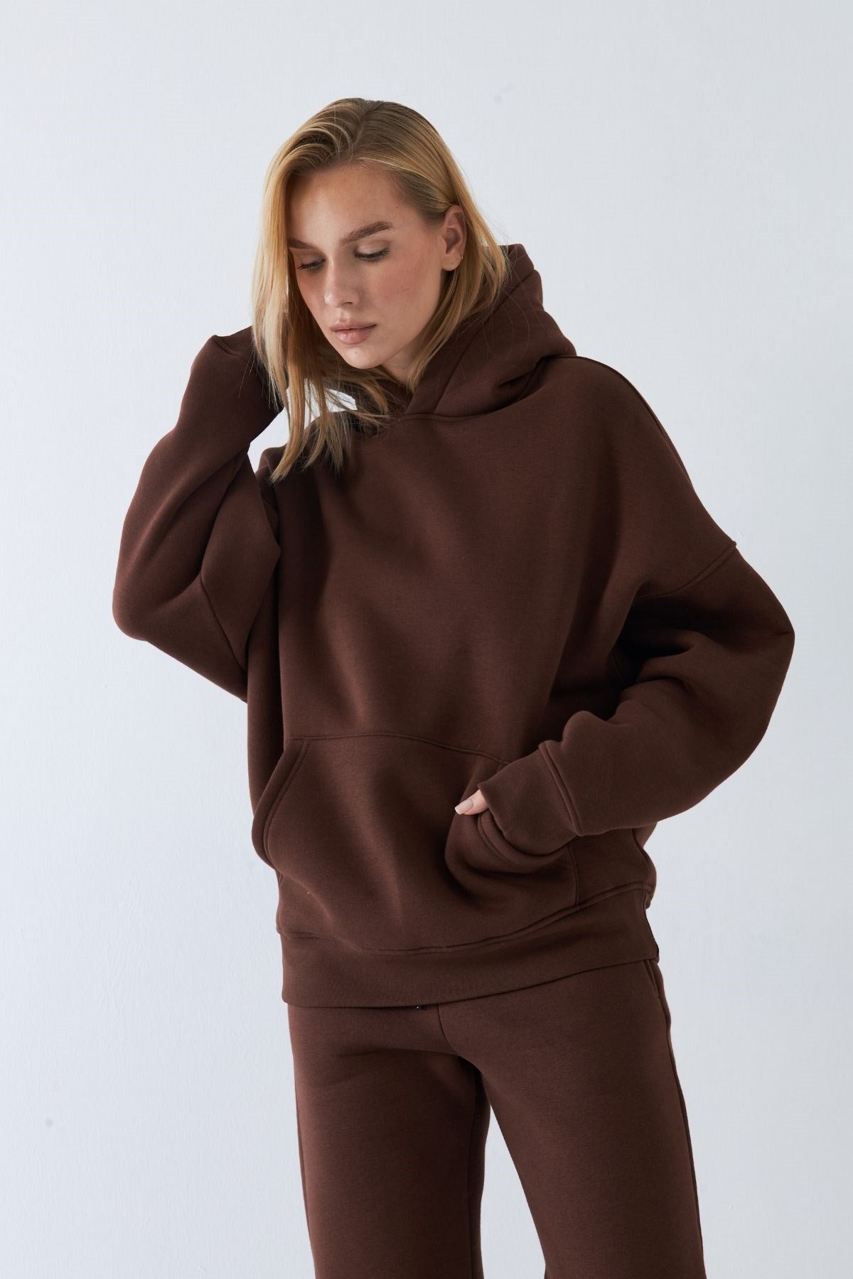  Oversize Unisex Eşofman Takımı Kahverengi – Basic, 3 İplik Polar; Kapüşonlu Üst, Lastikli Alt