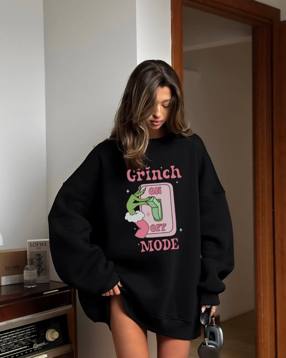 Kadın Oversize Sweatshirt Elbise Grinch Mode Baskılı Siyah – Bisiklet Yaka, 3 İplik Şardonlu Polar