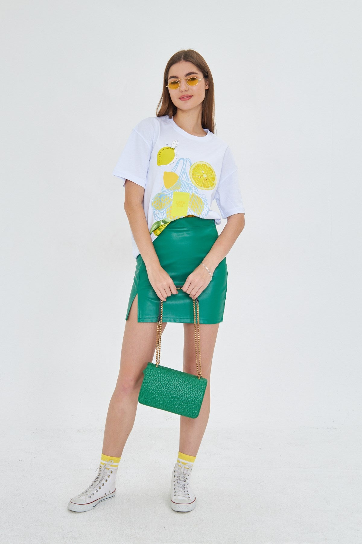 Kadın Limon Baskılı Lila Oversize Yazlık Tişört Squeeze The Day Beyaz