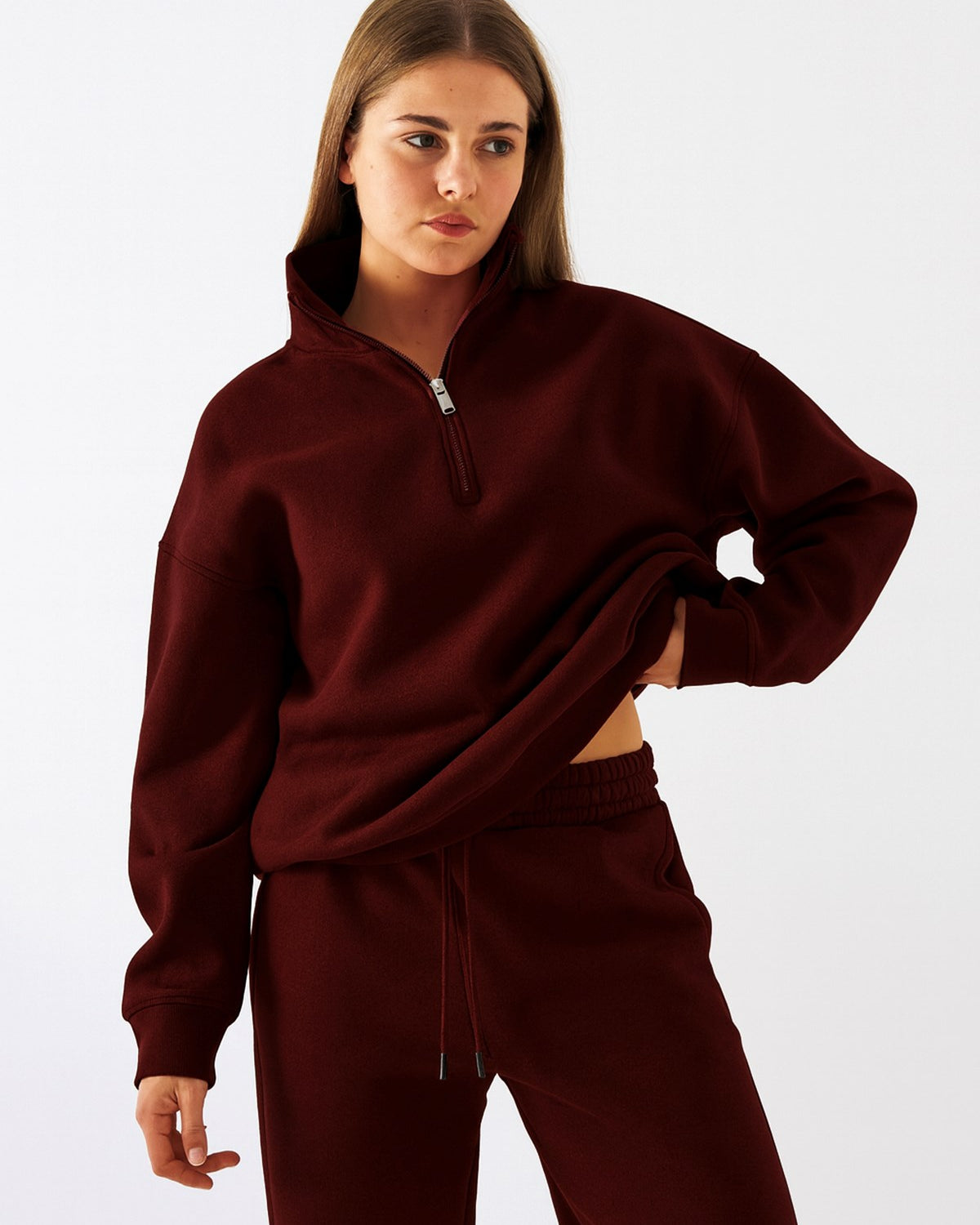 Unisex Oversize Eşofman Takımı Basic Bordo – Fermuarlı Dik Yaka, Lastikli Paça, 3 İplik Şardonlu Polar