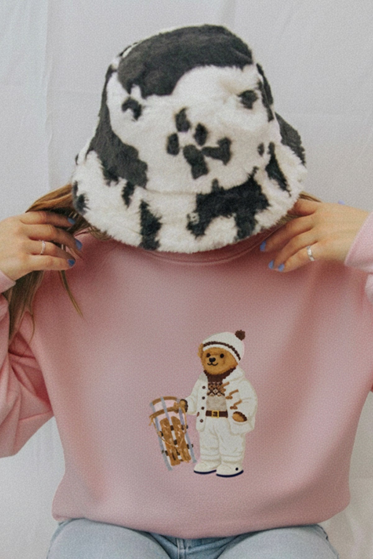 Kadın Oversize Sweatshirt Quiet Club 3D Baskılı Pembe – Bisiklet Yaka, 3 İplik Şardonlu Polar