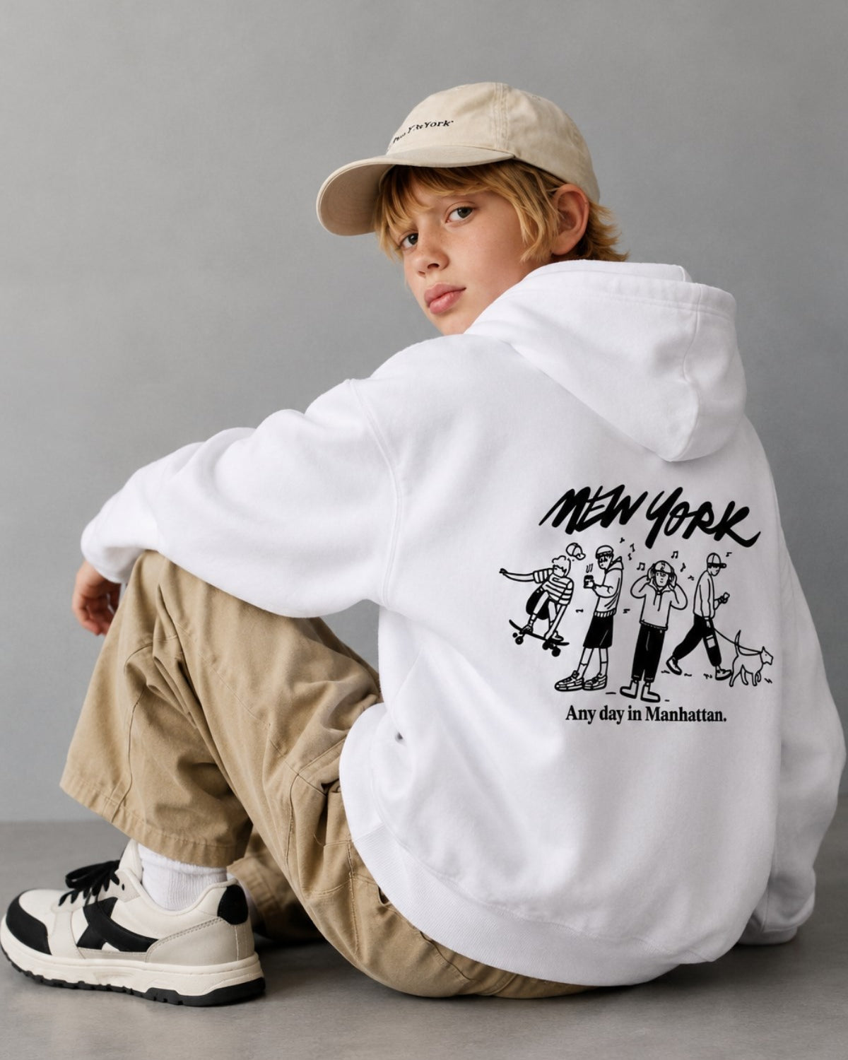 Erkek Çocuk Oversize Hoodie Sweatshirt DAY IN NYC Baskılı Beyaz – Kapüşonlu, Cepli, 3 İplik Polar