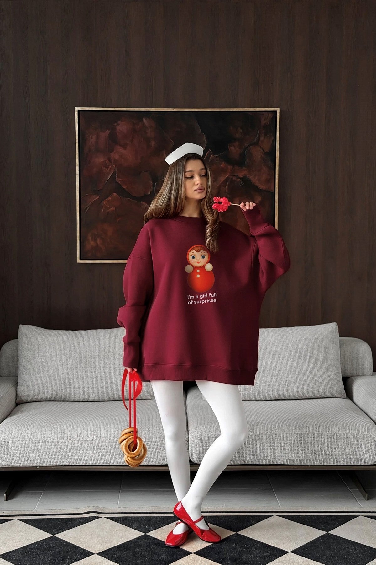 Kadın Oversize Sweatshirt Elbise Matryoshka Girl Baskılı Bordo – Bisiklet Yaka, 3 İplik Polar