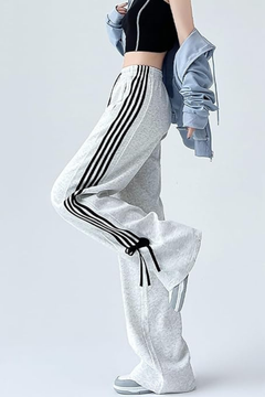 Kadın Sportif  4 Şerit Detaylı Ayarlanabilir Paça Eşofman Altı