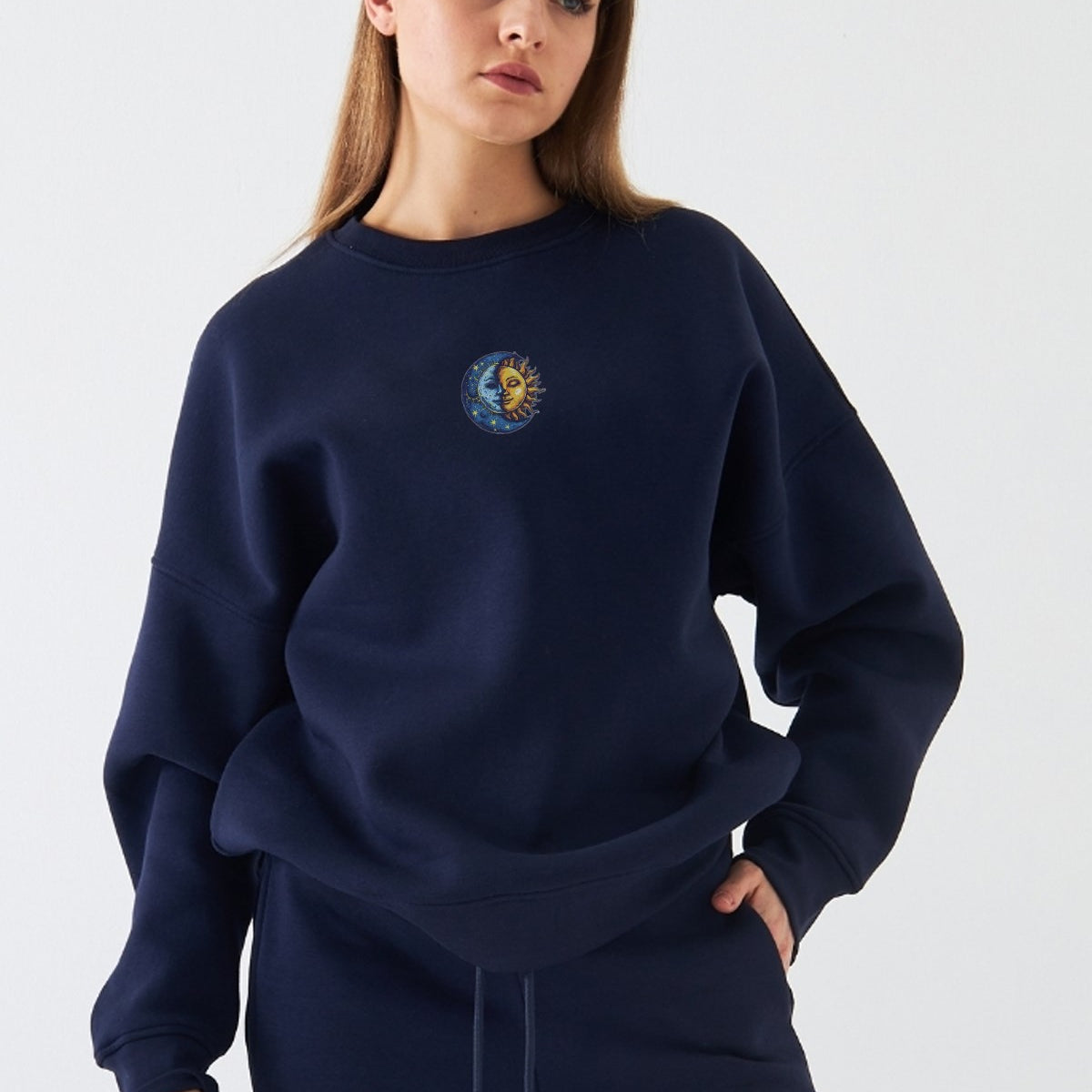 Kadın Oversize Sweatshirt Sun & Moon Baskılı Lacivert – Bisiklet Yaka, 3 İplik Şardonlu Polar