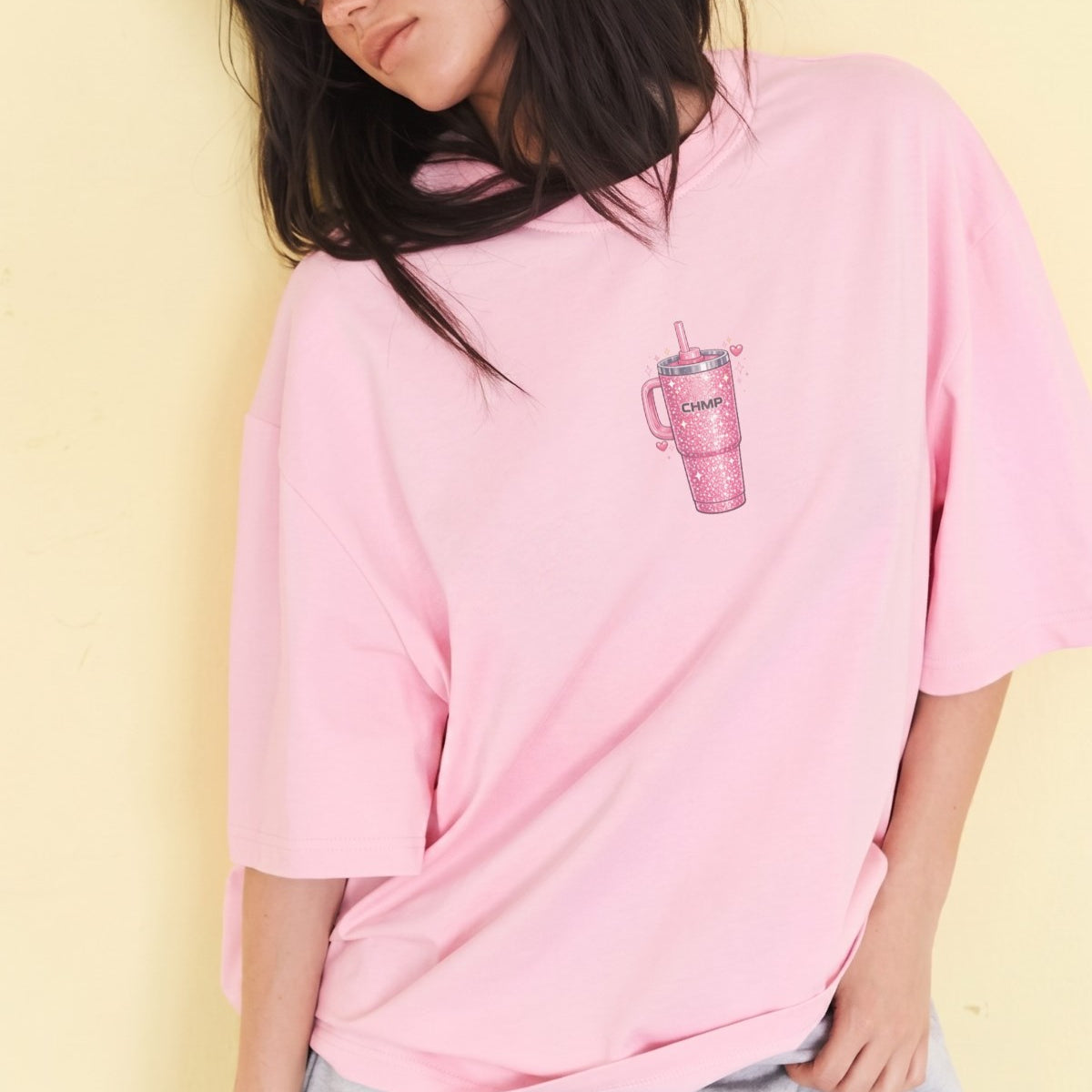 Kadın Oversize Tişört Pink Tumbler Baskılı Pembe – Bisiklet Yaka, Rahat Kalıp, %100 Pamuk