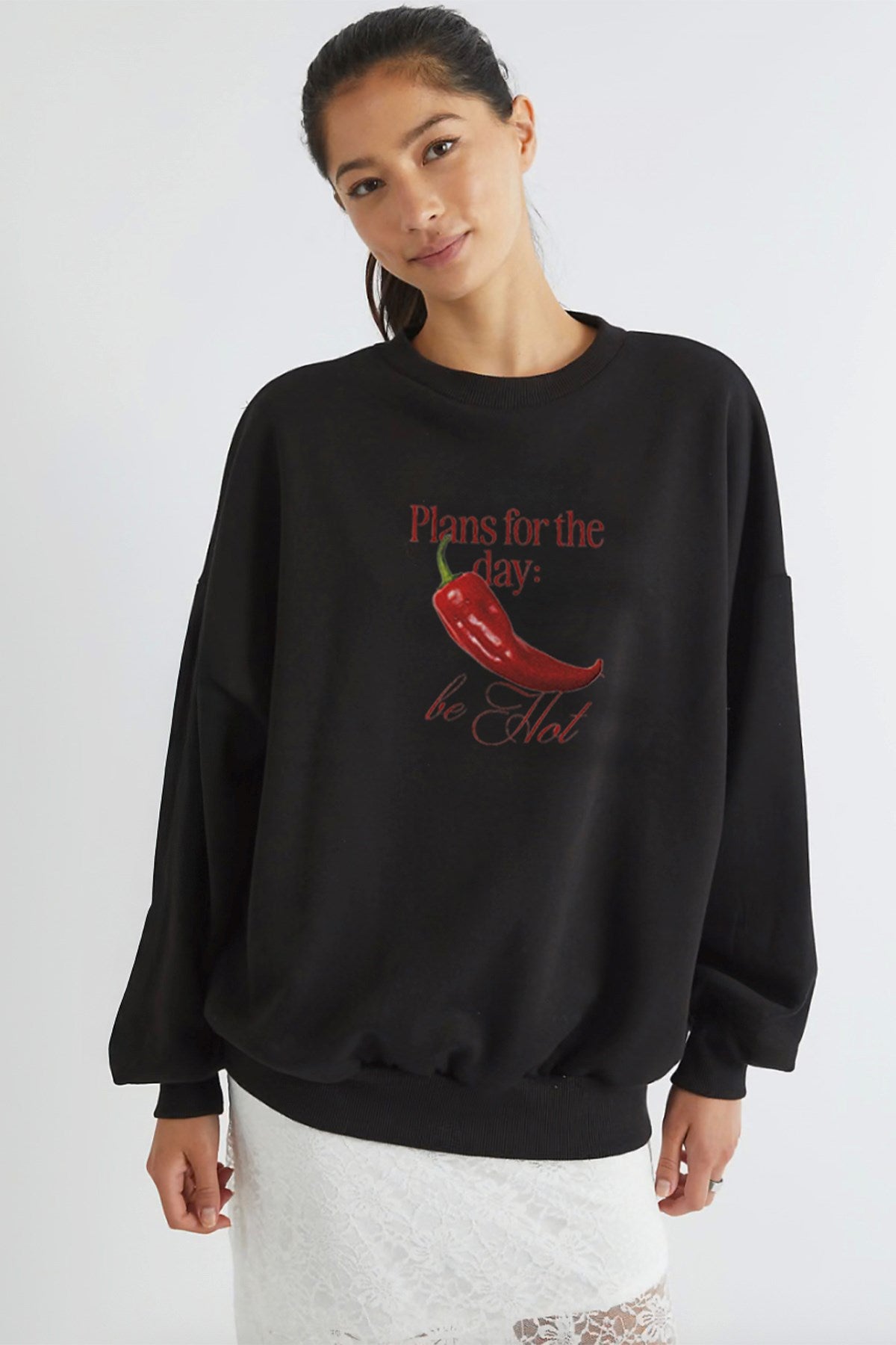 Kadın Oversize Sweatshirt Be Hot Baskılı Siyah – Bisiklet Yaka, 3 İplik Şardonlu Polar