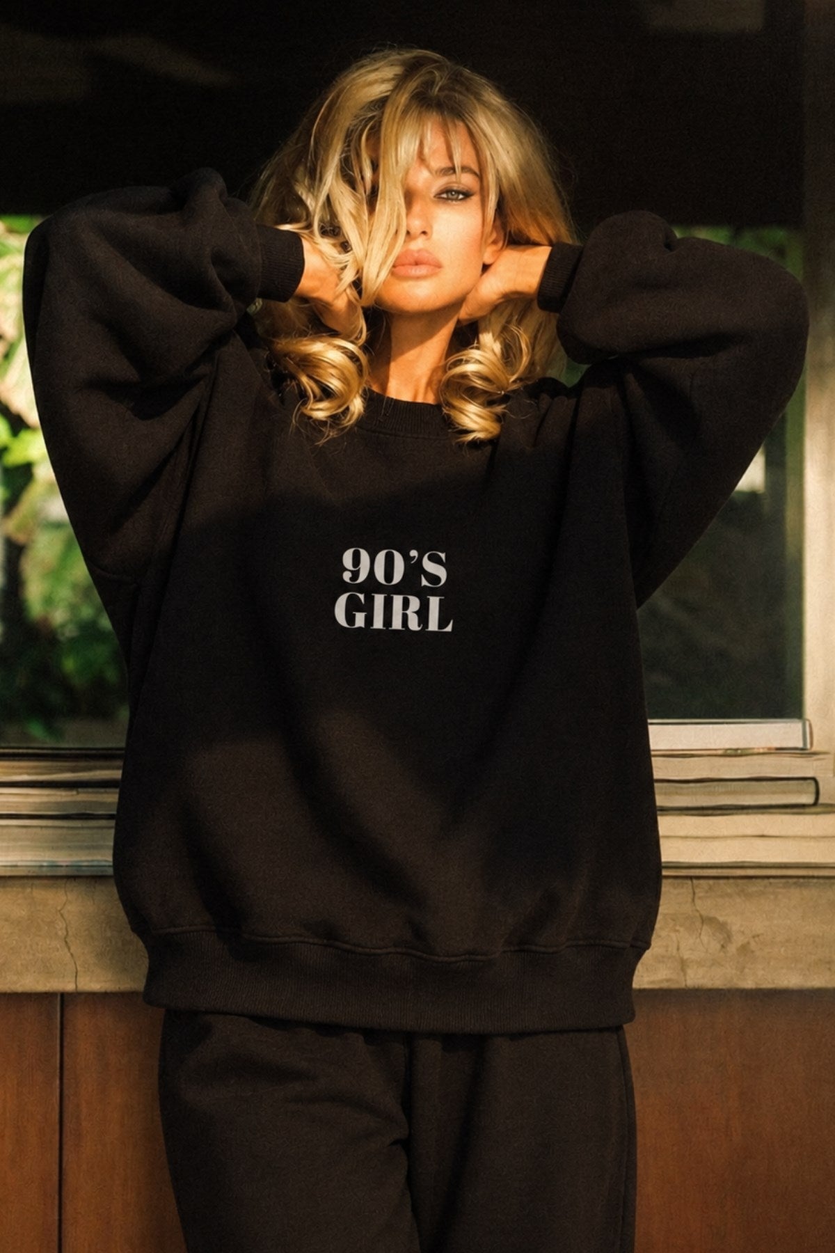 Kadın Oversize Sweatshirt 90’s Girl Baskılı Siyah – Bisiklet Yaka, 3 İplik Şardonlu Polar