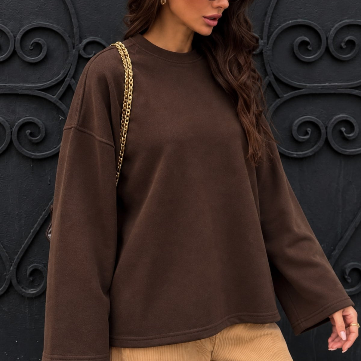 Kadın Relaxed Fit Sweatshirt Basic Kahverengi – Bisiklet Yaka, 3 İplik Şardonsuz, Düşük Omuz