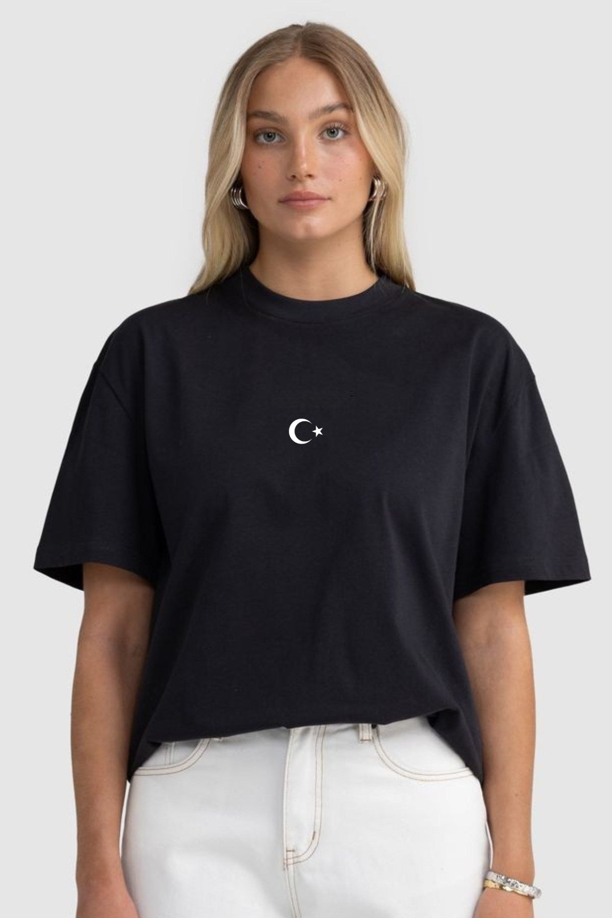 Unisex Oversize Tişört Legend of Türkiye Baskılı Siyah – Bisiklet Yaka, Rahat Kalıp, %100 Pamuk