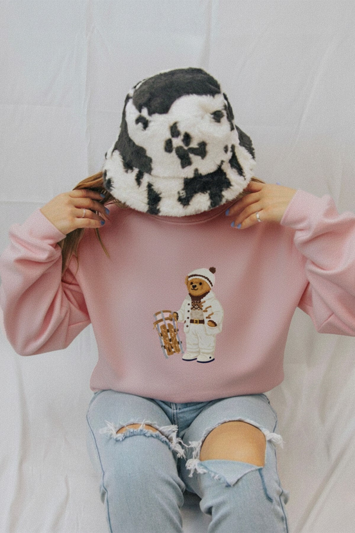 Kadın Oversize Sweatshirt Quiet Club 3D Baskılı Pembe – Bisiklet Yaka, 3 İplik Şardonlu Polar