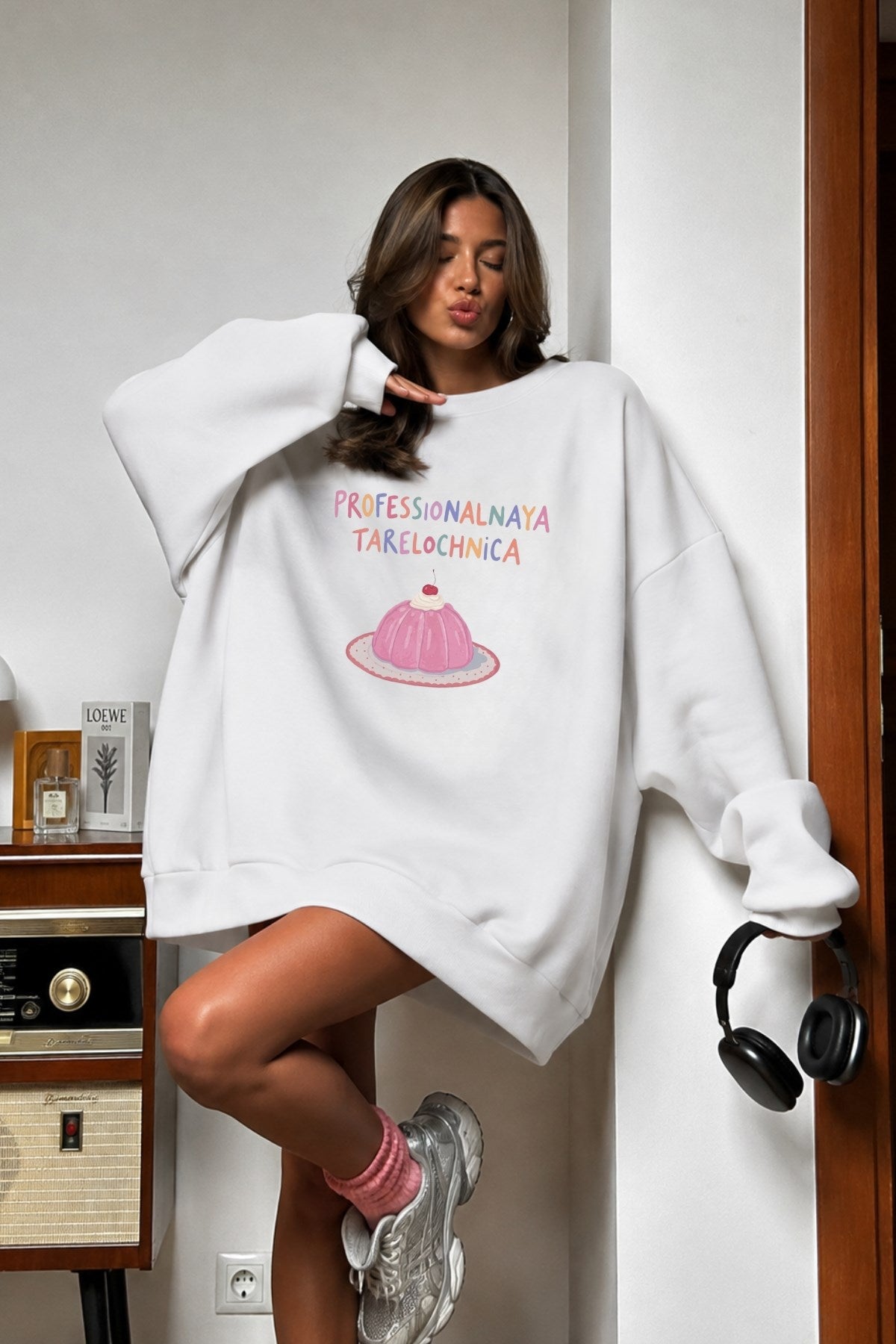 Kadın Oversize Sweatshirt Elbise Sweet Mood Baskılı Beyaz – Bisiklet Yaka, 3 İplik Şardonlu Polar
