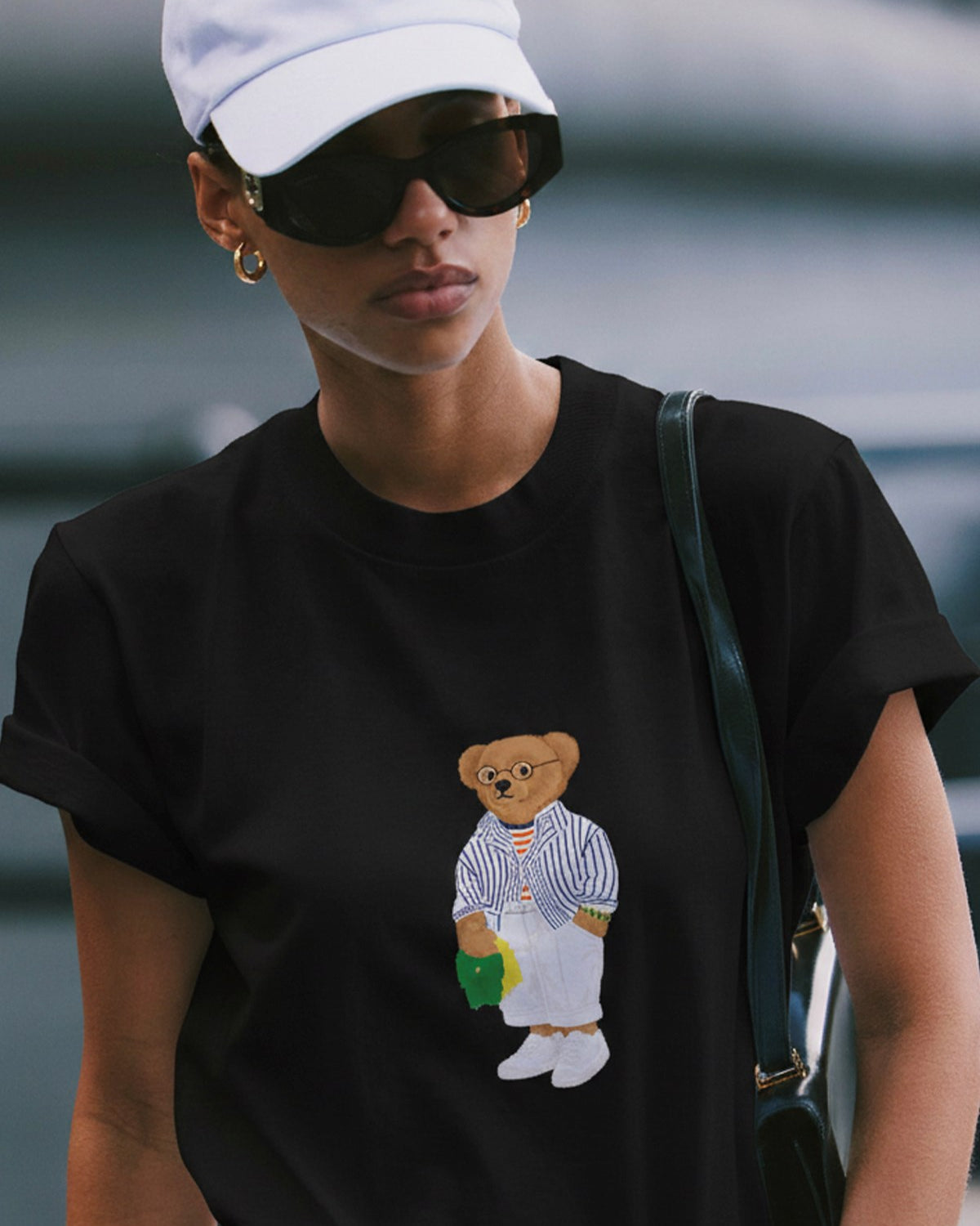 Kadın Oversize Tişört Bambino Bear Baskılı Siyah – Bisiklet Yaka, Rahat Kalıp, %100 Pamuk
