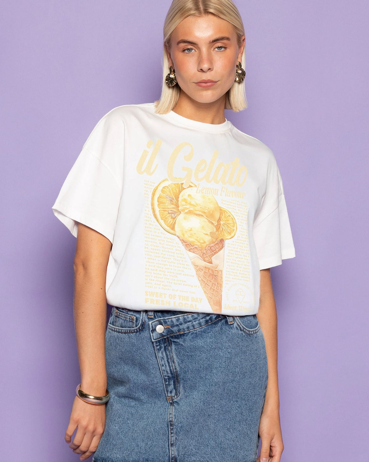 Kadın Oversize Tişört Gelato Lemon Baskılı Beyaz – Bisiklet Yaka, %100 Pamuk Compact Süprem 24/1