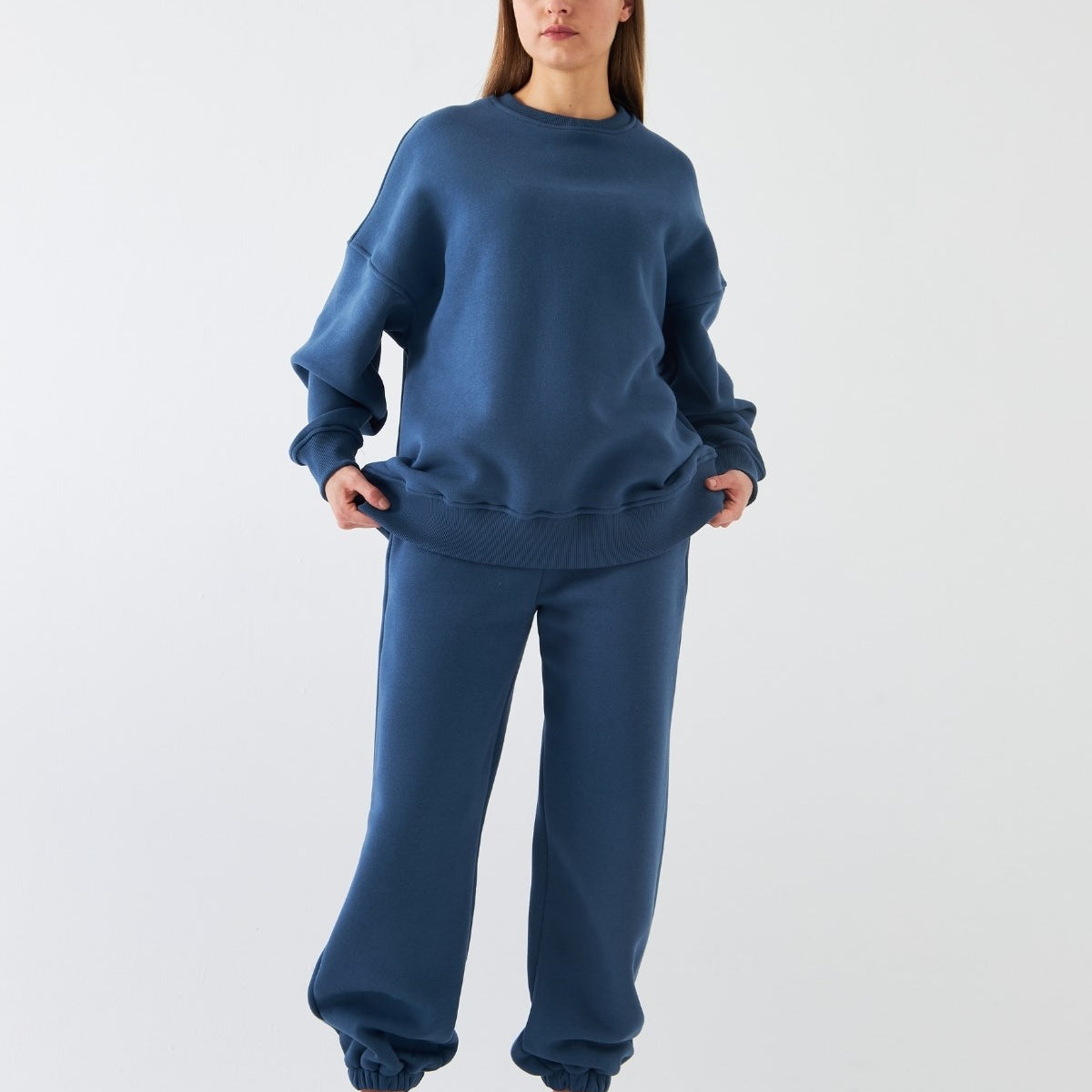 Unisex Oversize Eşofman Takımı Basic Marine – Bisiklet Yaka, Lastikli Paça, 3 İplik Şardonlu Polar