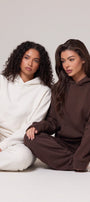 Unisex 2’li Oversize Basic Hoodie Beyaz & Kahverengi – Kapüşonlu, Cepli, 3 İplik Şardonlu Polar