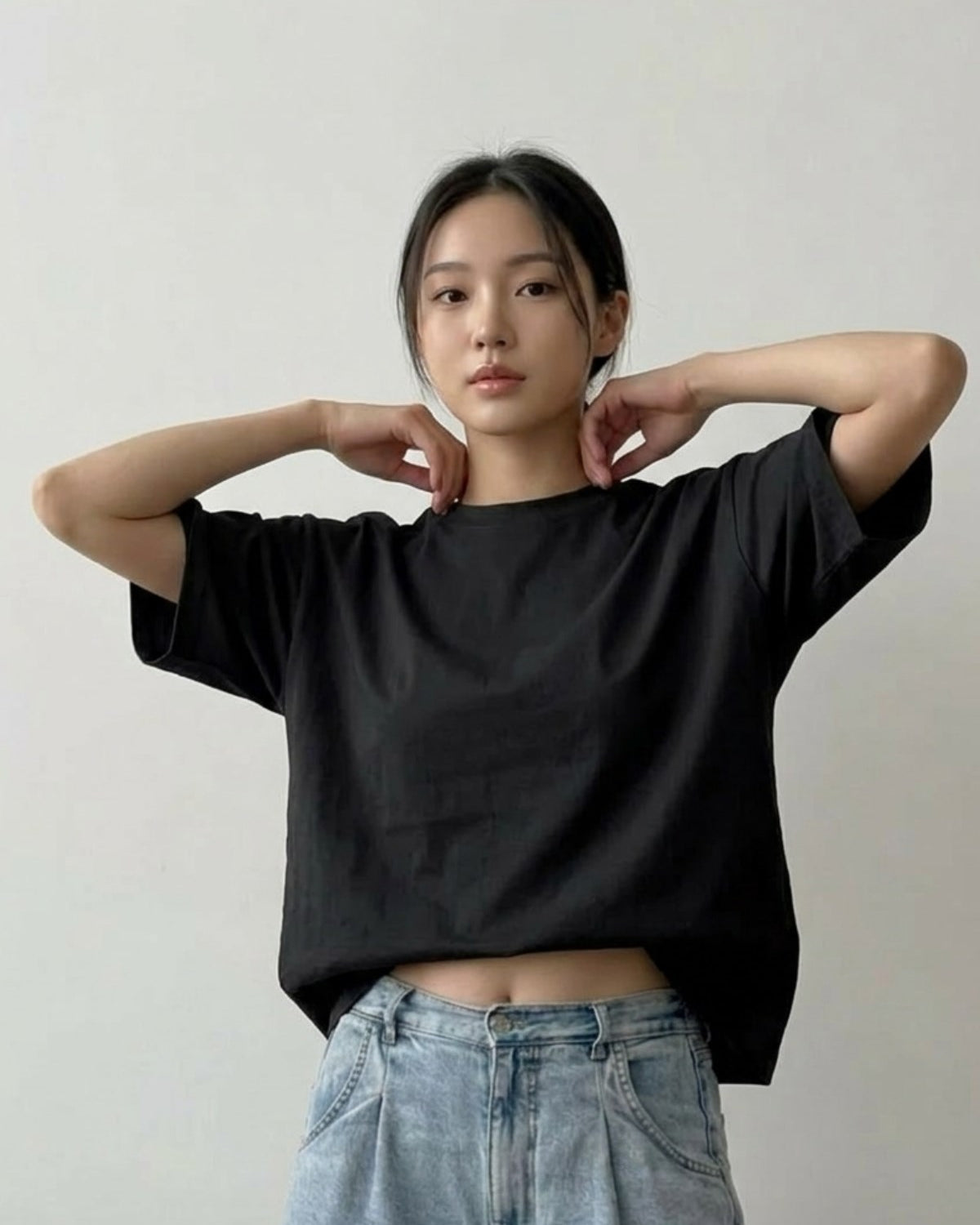 Kadın Oversize Basic Tişört Siyah – Bisiklet Yaka, Rahat Kalıp, Yazılık, %100 Pamuk