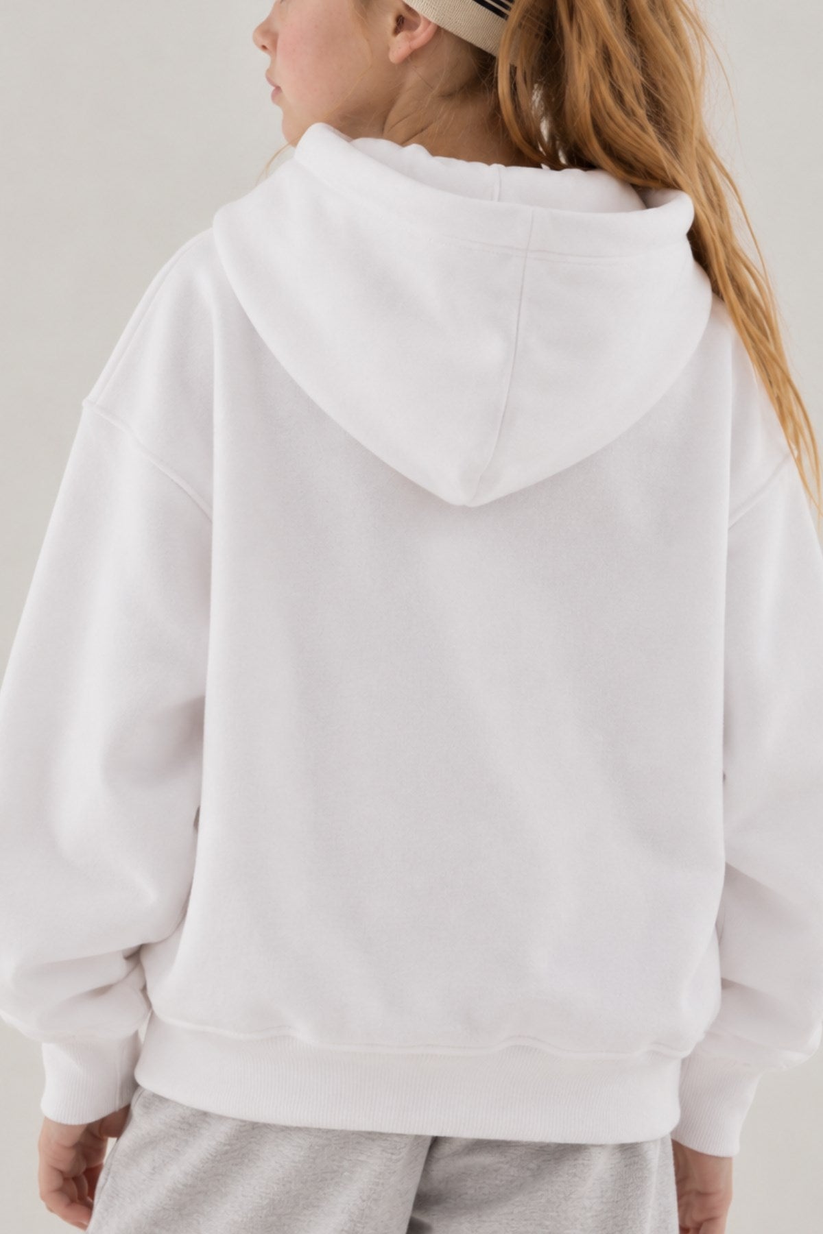 Kız Çocuk Oversize Hoodie Love Mount Baskılı Beyaz – Kapüşonlu, Cepli, 3 İplik Polar