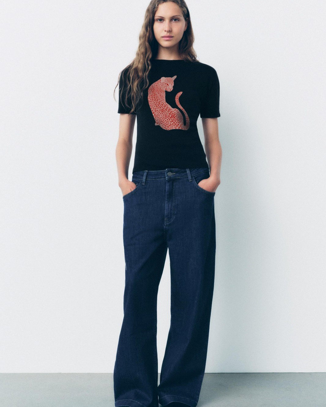 Leopar Tasarım Baskılı Siyah Kadın T-shirt