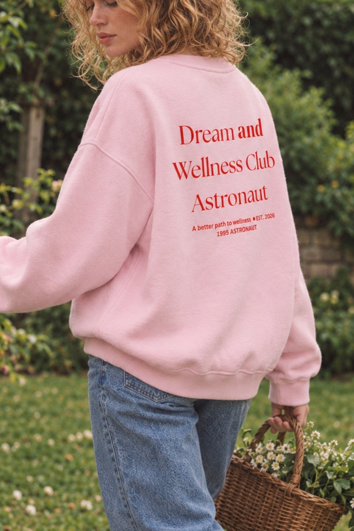 Kadın Oversize Sweatshirt Wellness Baskılı Pembe – Bisiklet Yaka, 3 İplik Şardonlu Polar, Düşük Omuz