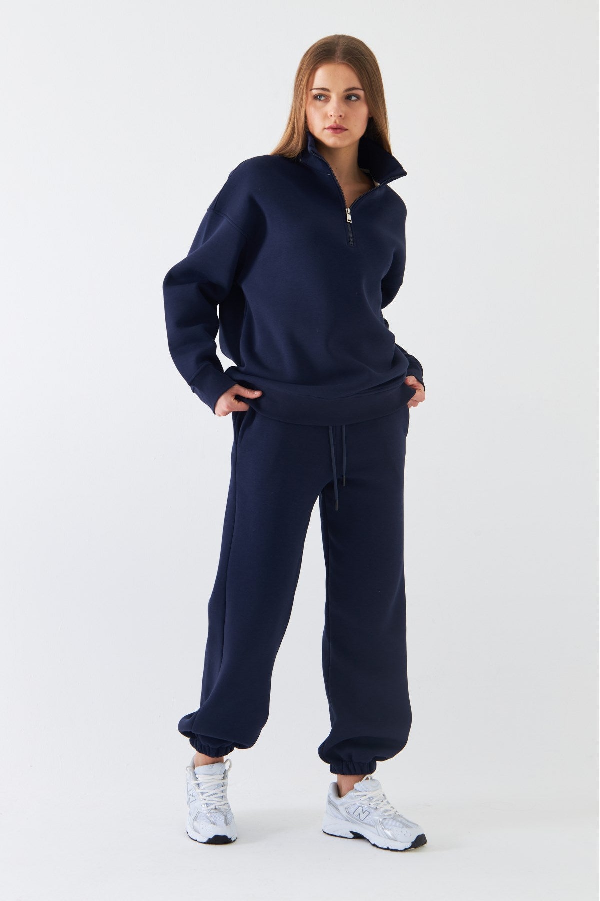 Unisex Oversize Eşofman Takımı Basic Lacivert – Fermuarlı Dik Yaka, Lastikli Paça, 3 İplik Şardonlu Polar