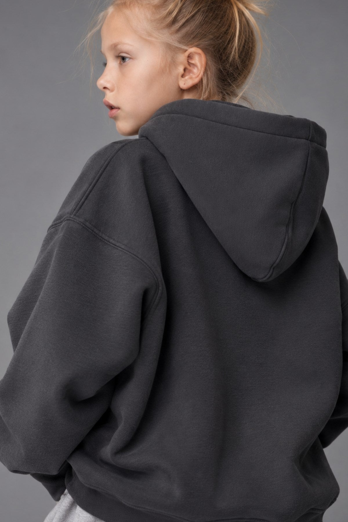 Kız Çocuk Oversize Basic Hoodie Sweatshirt Füme – Kapüşonlu, Kanguru Cepli, 3 İplik Polar