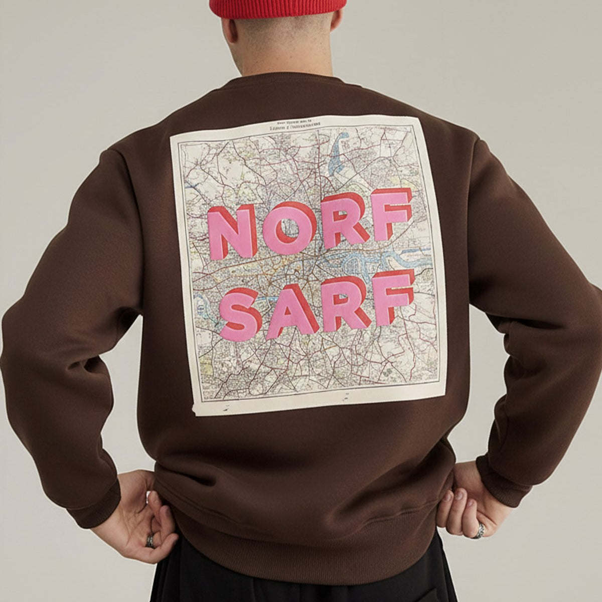 Unisex Oversize Sweatshirt Norf Sarf Harita Baskılı Kahverengi – Bisiklet Yaka, 3 İplik Polar