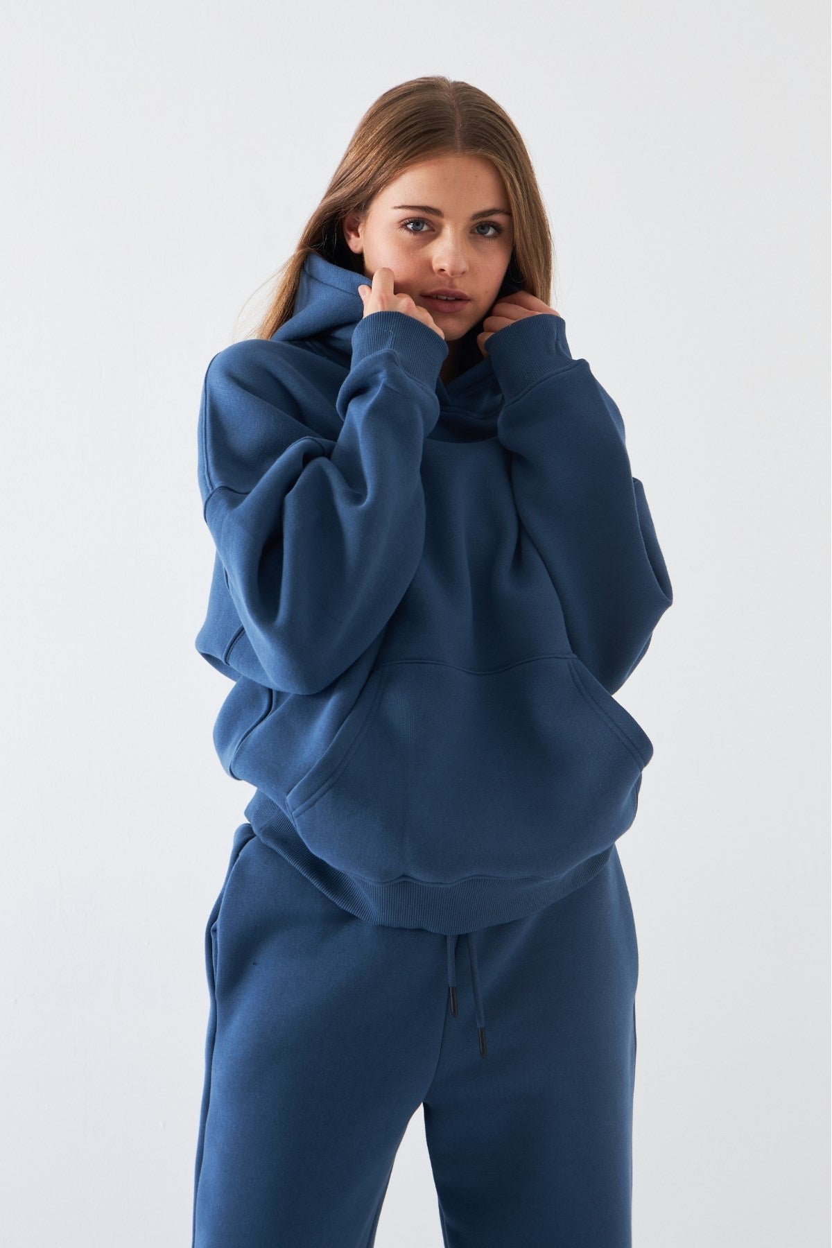  Oversize Unisex Sweatshirt Hoodie Marine – Kapüşonlu, 3 İplik Şardonlu Polar, Kanguru Cepli, Basic