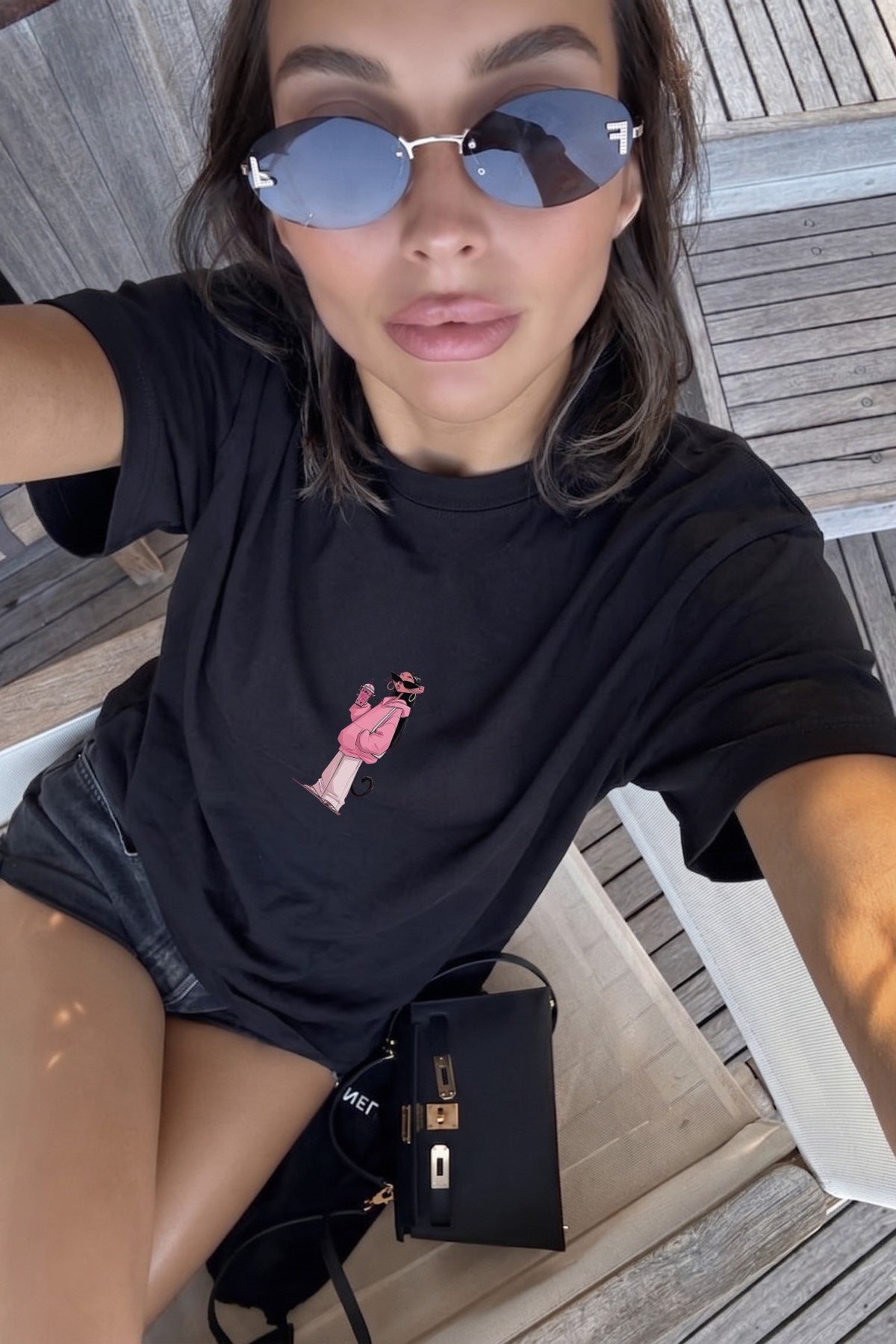Kadın Oversize Tişört Pink Kitty Club Baskılı Siyah – Bisiklet Yaka, Rahat Kalıp, %100 Pamuk