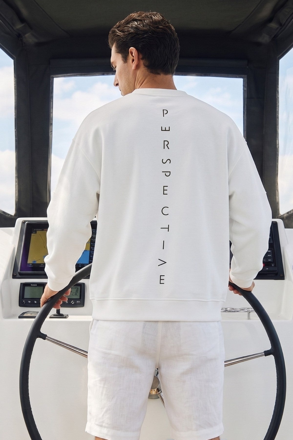 Erkek Oversize Sweatshirt Perspectiv Baskılı Beyaz – Bisiklet Yaka, 3 İplik Şardonlu Polar