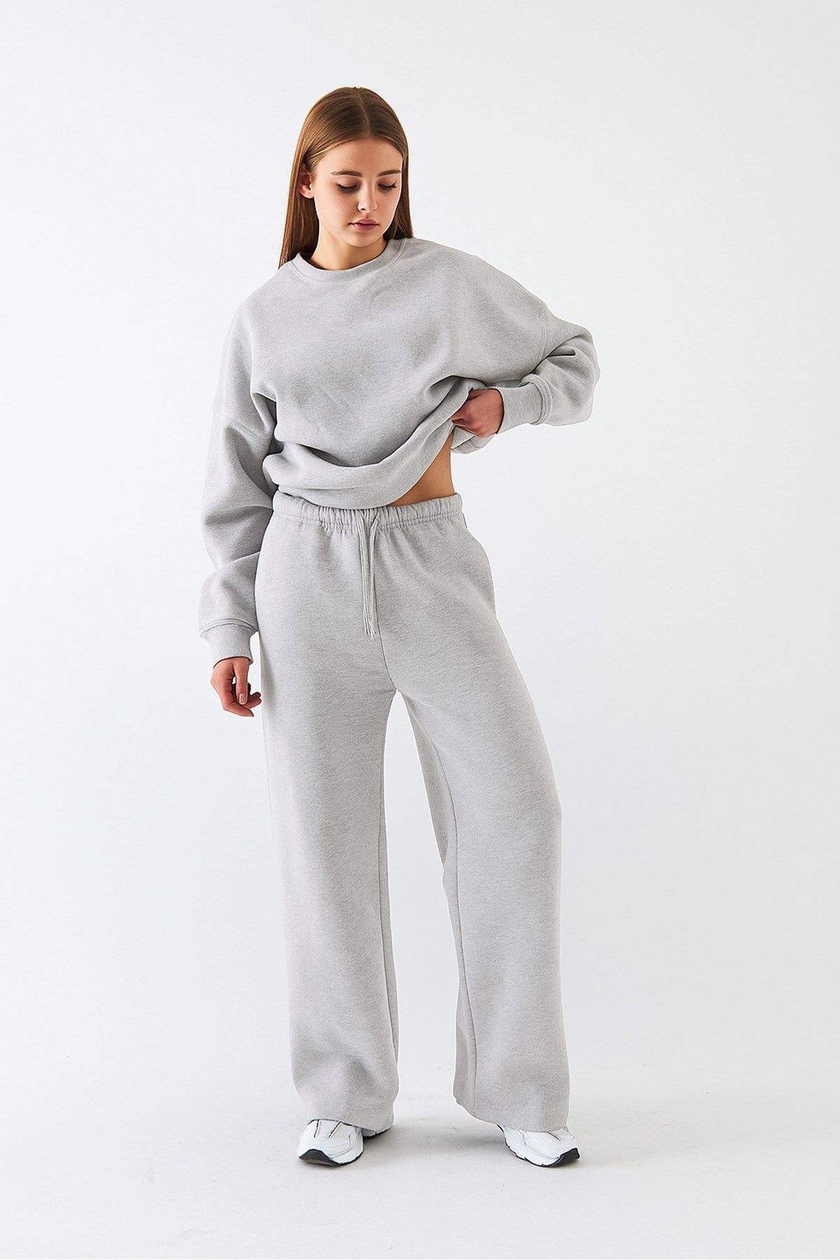 Unisex Oversize Eşofman Takımı Basic Gri Melanj – Bisiklet Yaka, Bol Paça, 3 İplik Şardonlu Polar