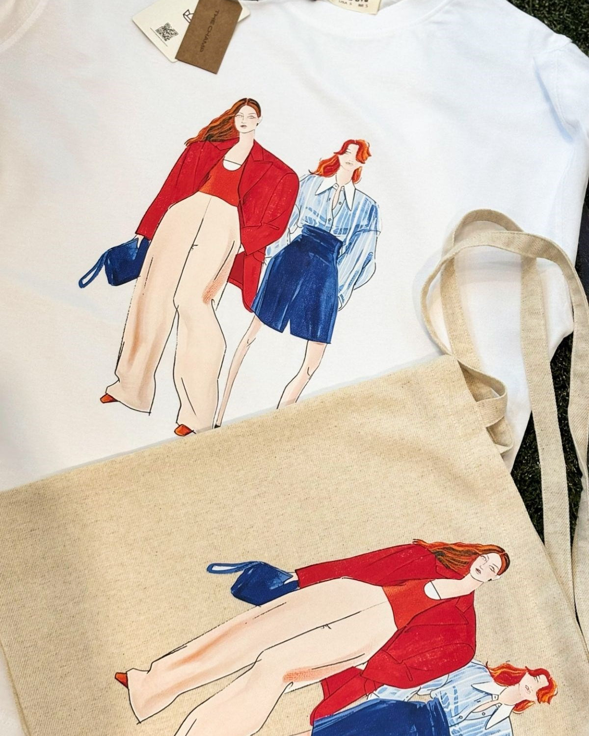 Kadın Oversize İllüstrasyon Baskılı Tişört + Bez Çanta Hediyeli Kombin – %100 Pamuk