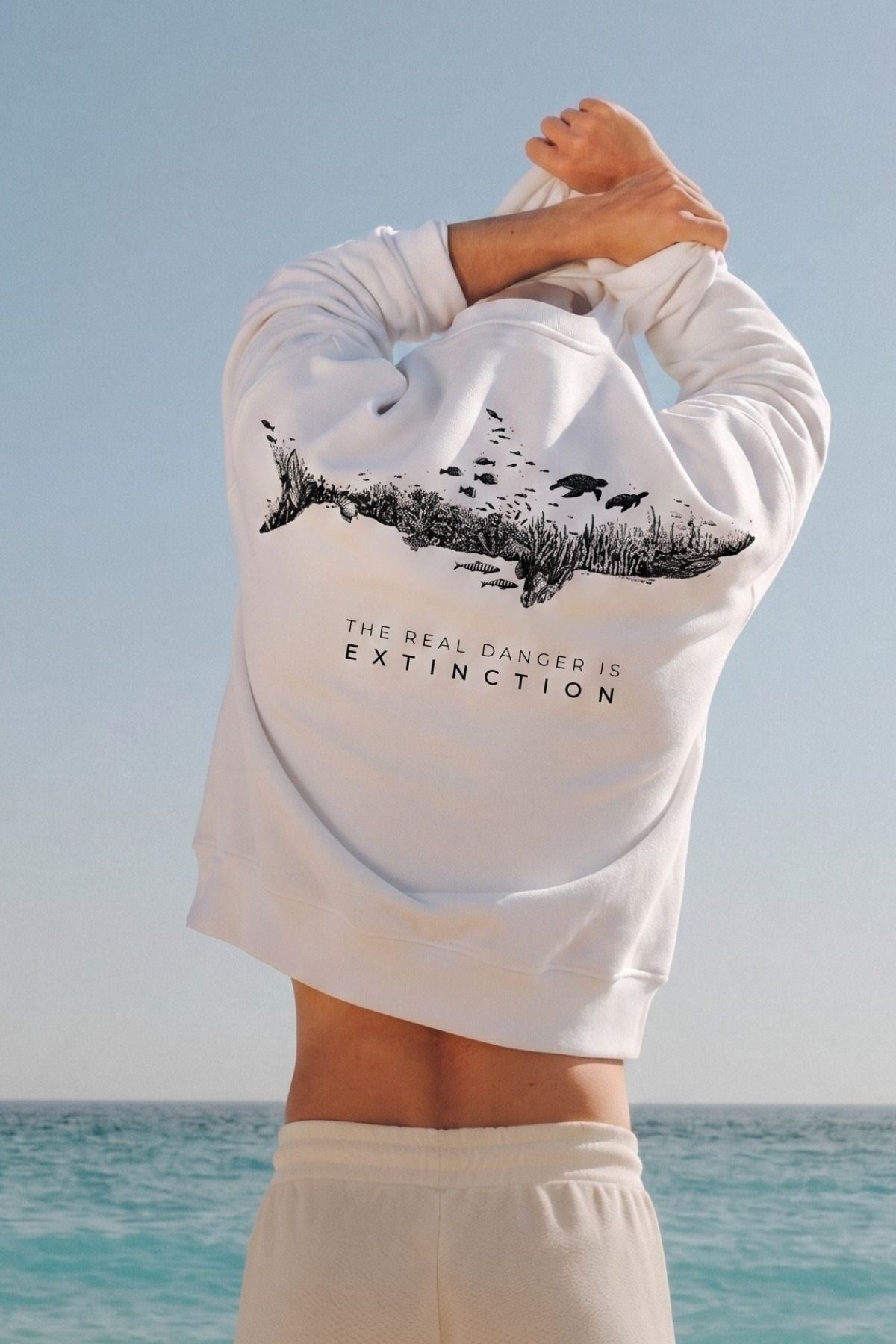Erkek Oversize Sweatshirt Extinction Baskılı Beyaz – Bisiklet Yaka, 3 İplik Şardonlu Polar