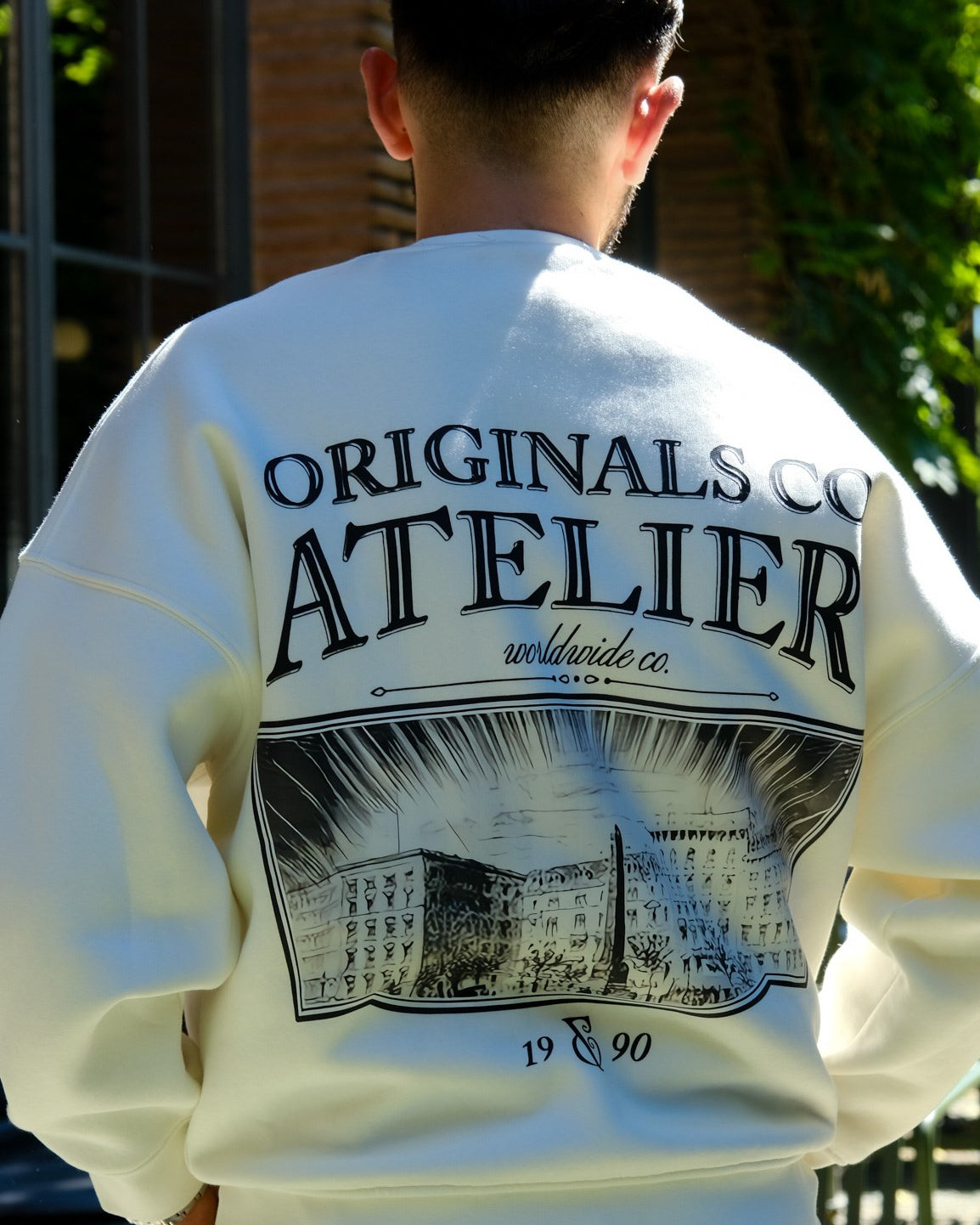 Unisex Oversize Sweatshirt Atelier Baskılı Beyaz – Bisiklet Yaka, 3 İplik Şardonlu Polar