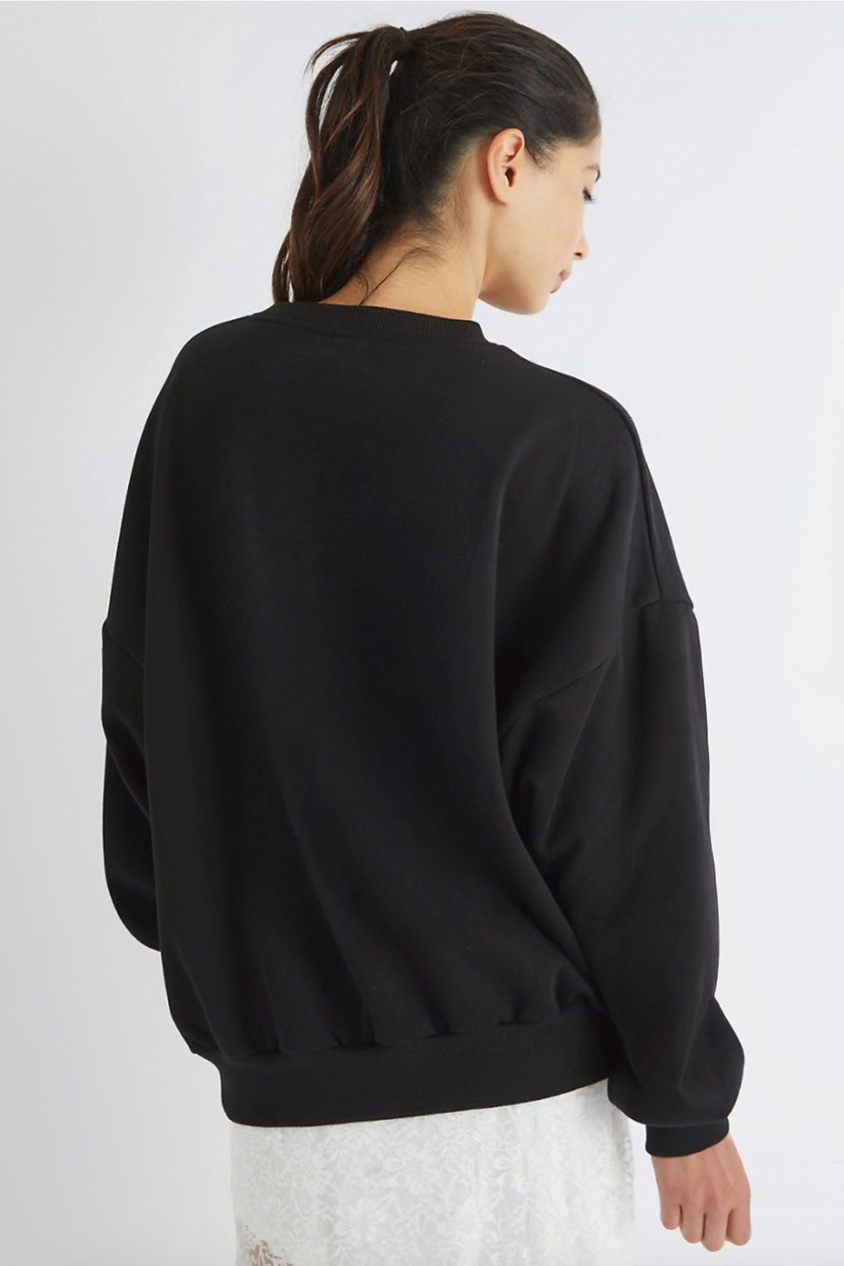 Kadın Oversize Sweatshirt Be Hot Baskılı Siyah – Bisiklet Yaka, 3 İplik Şardonlu Polar