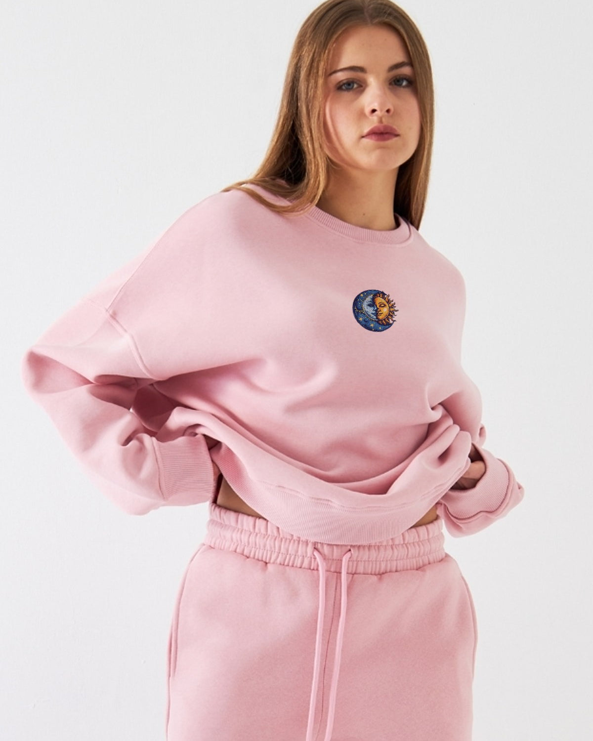 Kadın Oversize Sweatshirt Sun & Moon Baskılı Pembe – Bisiklet Yaka, 3 İplik Şardonlu Polar