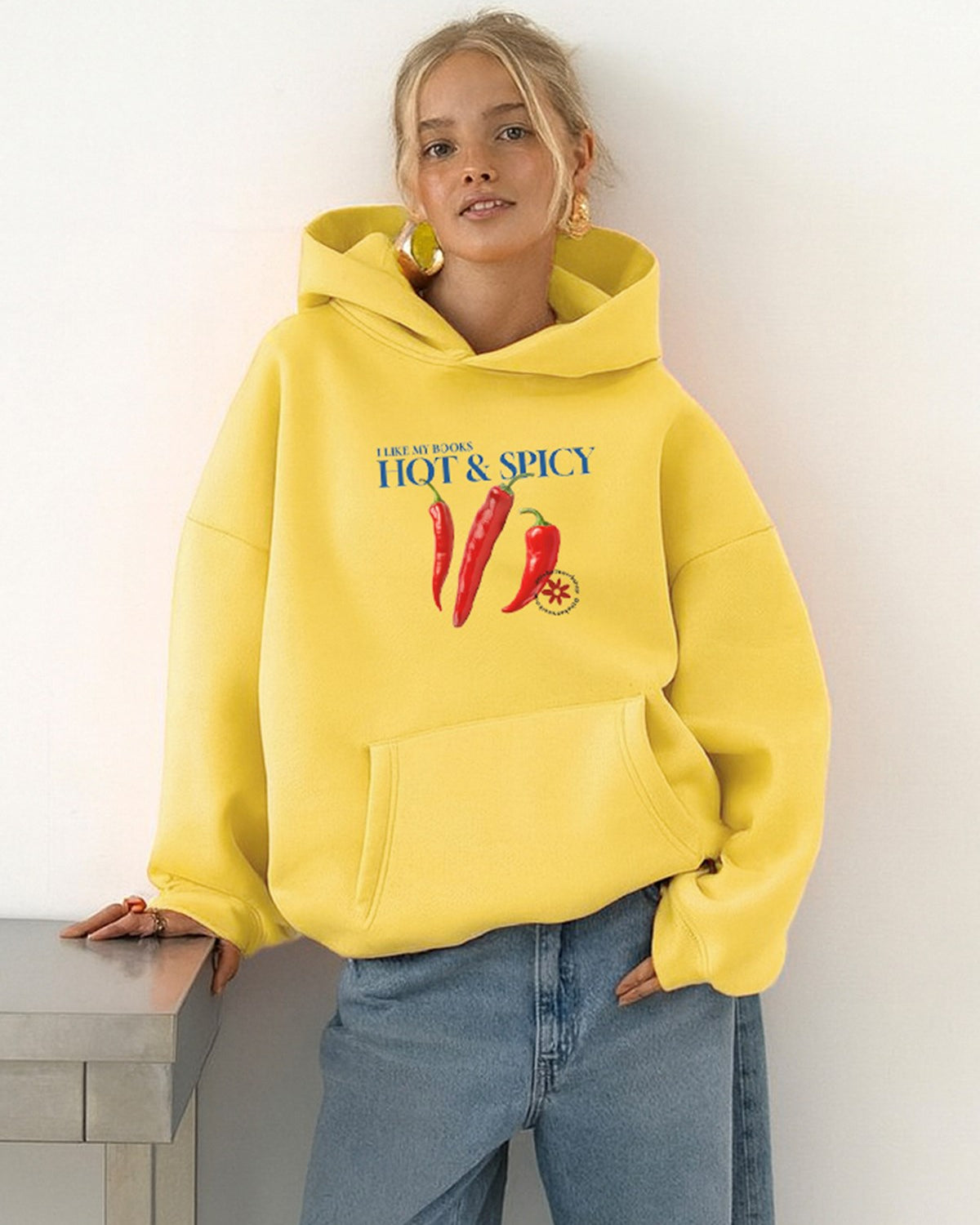 Kadın Oversize Sweatshirt Hoodie Hot & Spicy Baskılı Sarı – Kapüşonlu, 3 İplik Şardonlu Polar