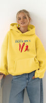 Kadın Oversize Sweatshirt Hoodie Hot & Spicy Baskılı Sarı – Kapüşonlu, 3 İplik Şardonlu Polar