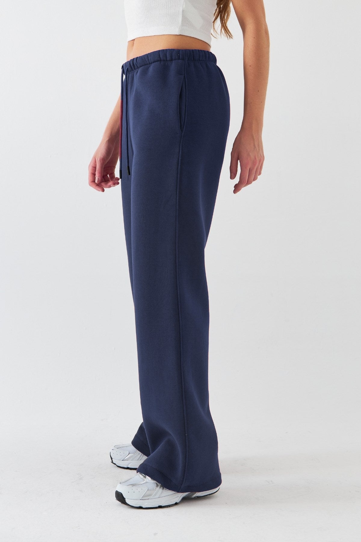 Oversize Unisex Eşofman Altı Marine – 3 İplik Şardonlu Polar, Bol Paça, Cepli Modern Rahat Kesim