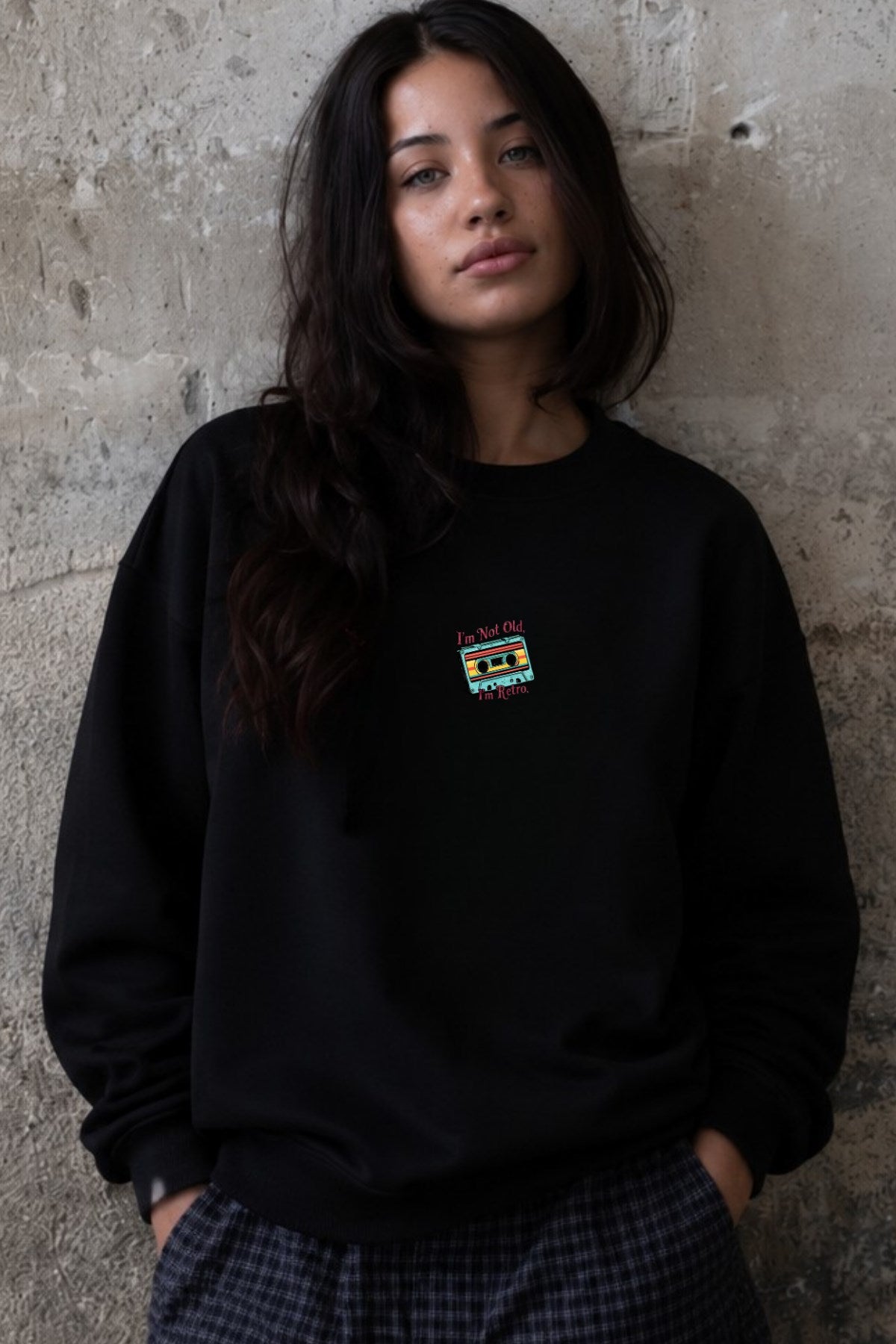 Kadın Oversize Sweatshirt Retro Kaset Baskılı Siyah – Bisiklet Yaka, 3 İplik Şardonlu Polar