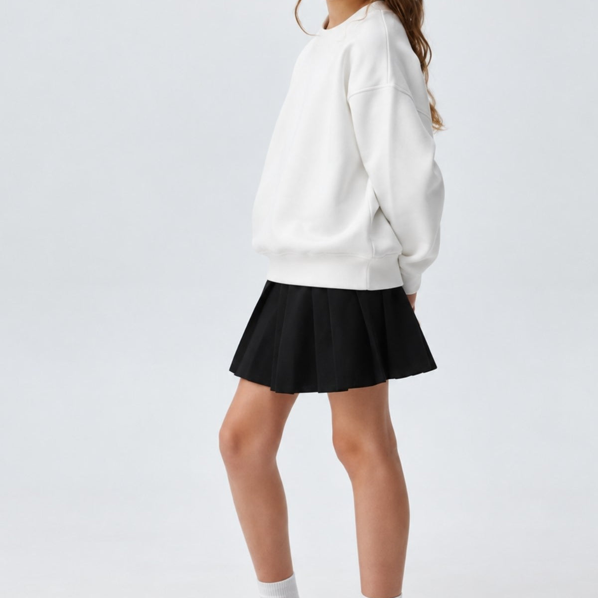 Kız Çocuk Oversize Sweatshirt Basic Beyaz – Bisiklet yaka, 3 iplik şardonlu polar