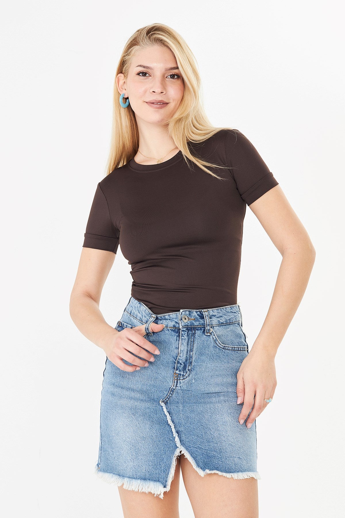 Ultra Soft Yuvarlak Yaka Kısa Kol Bluz Kahverengi 