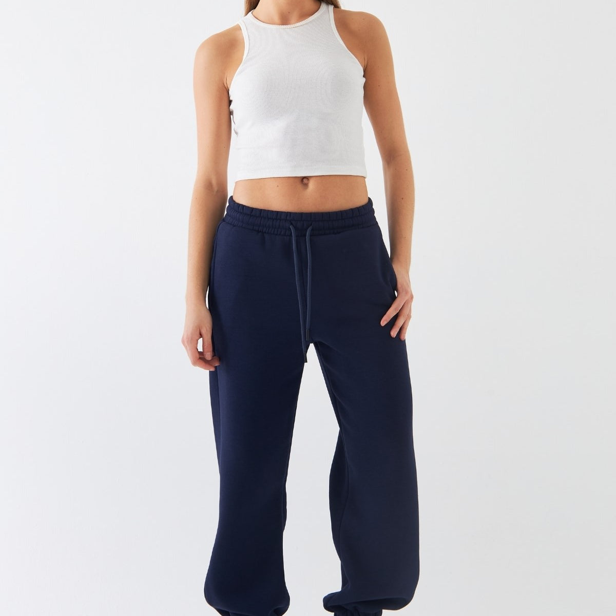 Oversize Unisex Eşofman Altı Lacivert – 3 İplik Şardonlu, Paça-Bel Lastikli, Cepli, Rahat Kesim