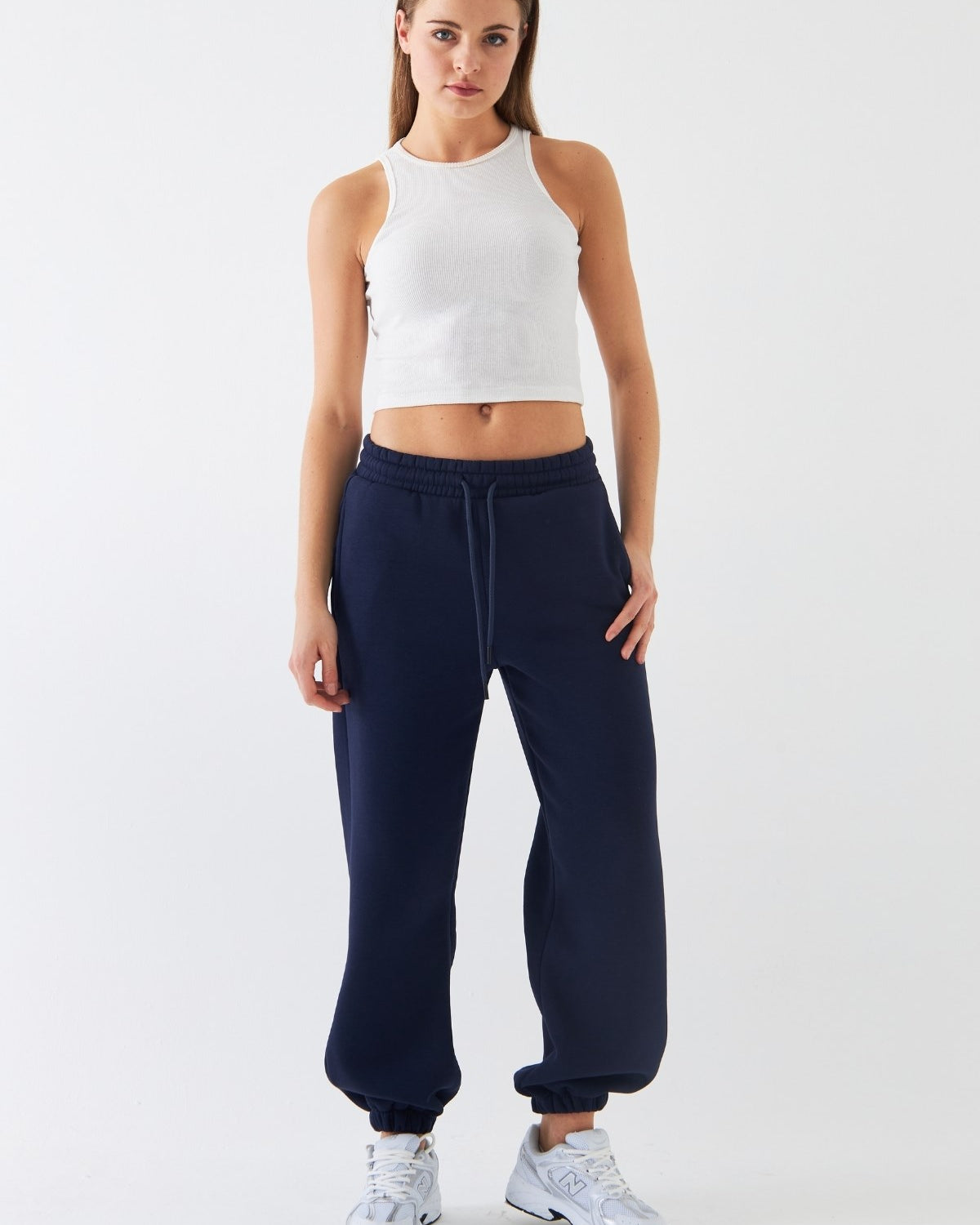 Oversize Unisex Eşofman Altı Lacivert – 3 İplik Şardonlu, Paça-Bel Lastikli, Cepli, Rahat Kesim