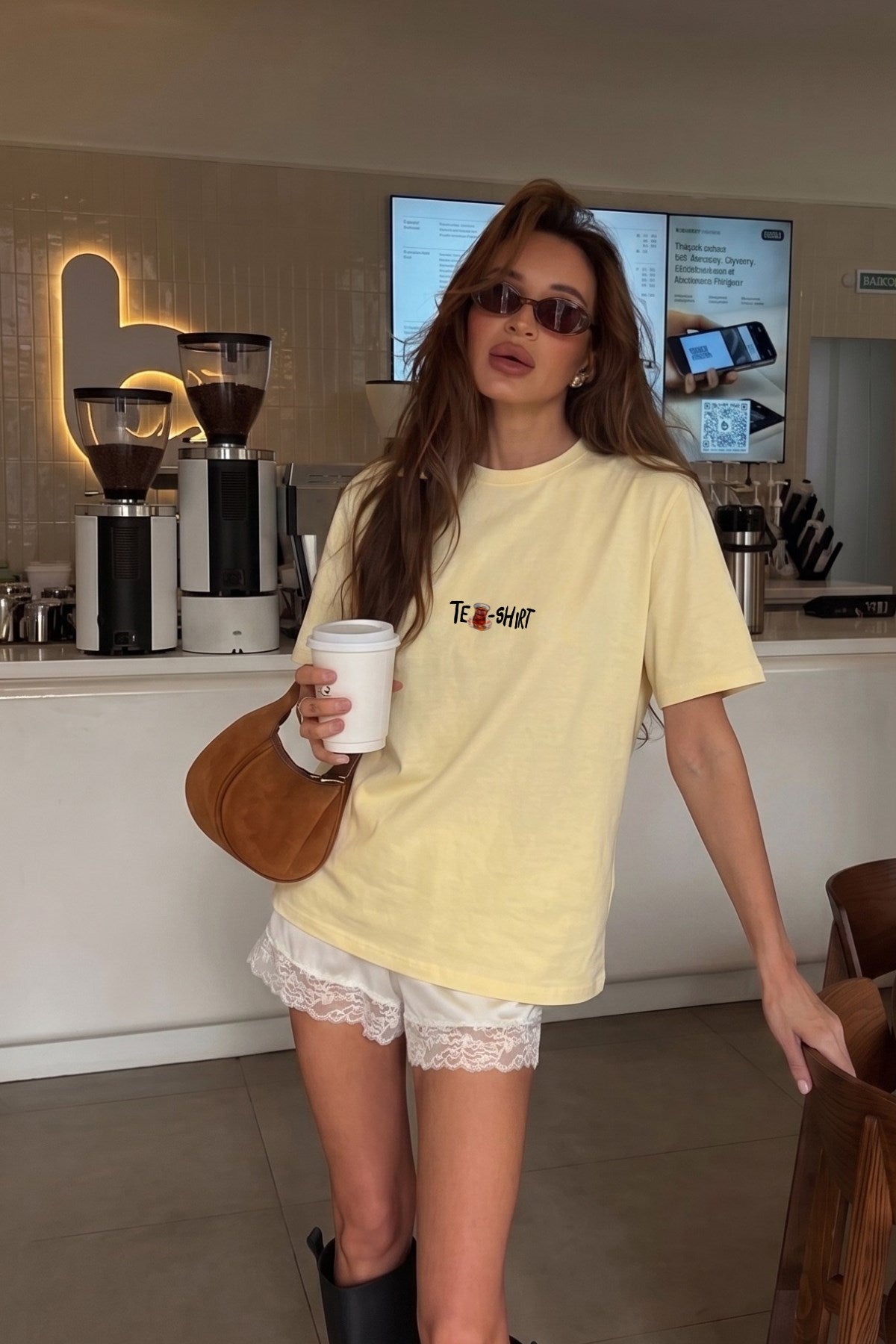 Kadın Oversize Tişört Tea-Shirt Baskılı Sarı – Bisiklet Yaka, Rahat Kalıp, %100 Pamuk