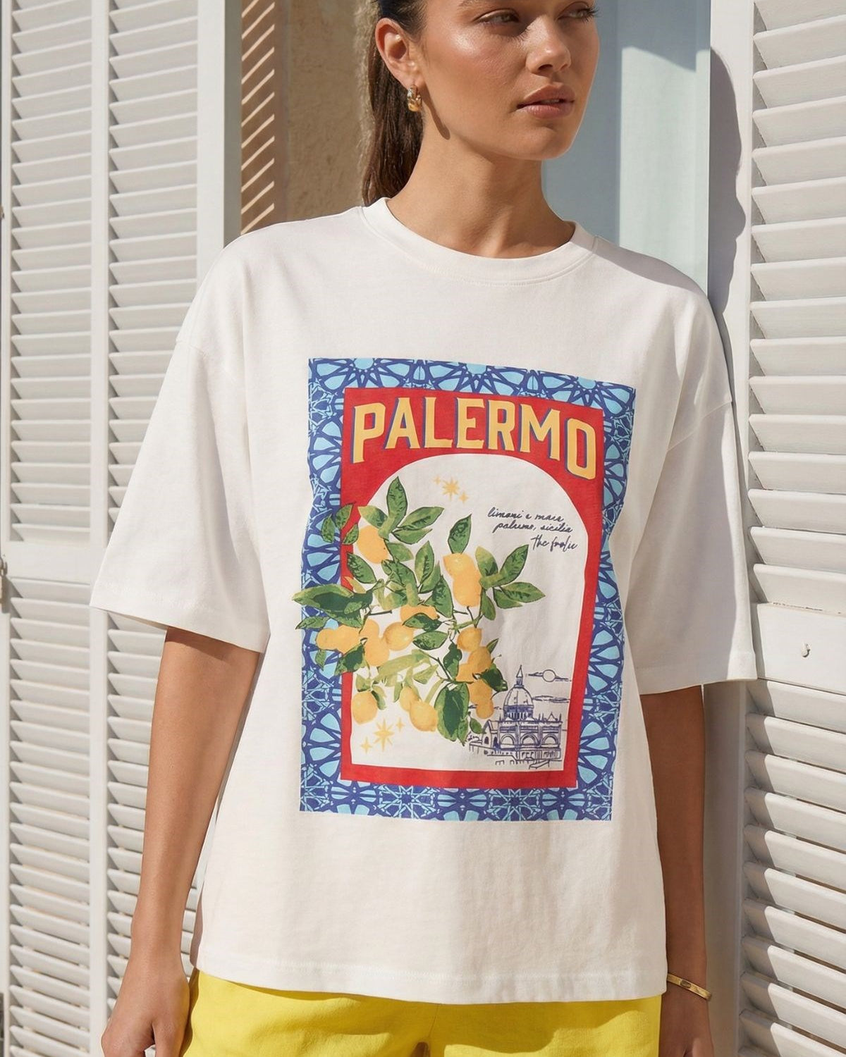 Kadın Oversize Tişört Palermo Lemon Baskılı Beyaz – Bisiklet Yaka, Rahat Kalıp, %100 Pamuk
