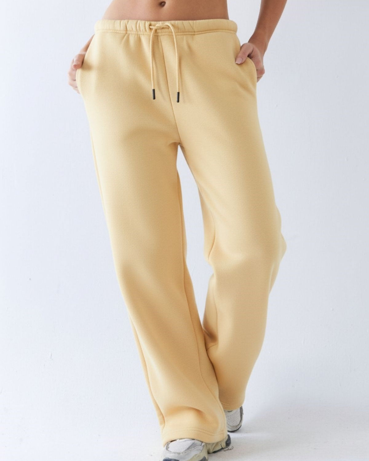 Oversize Unisex Eşofman Altı Sarı – 3 İplik Şardonlu Polar, Bol Paça, Cepli, Modern Rahat Kesim