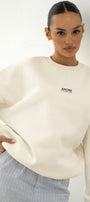 Kadın Oversize Sweatshirt AMORE Beyaz – Bisiklet Yaka, 3 İplik Şardounlu Polar