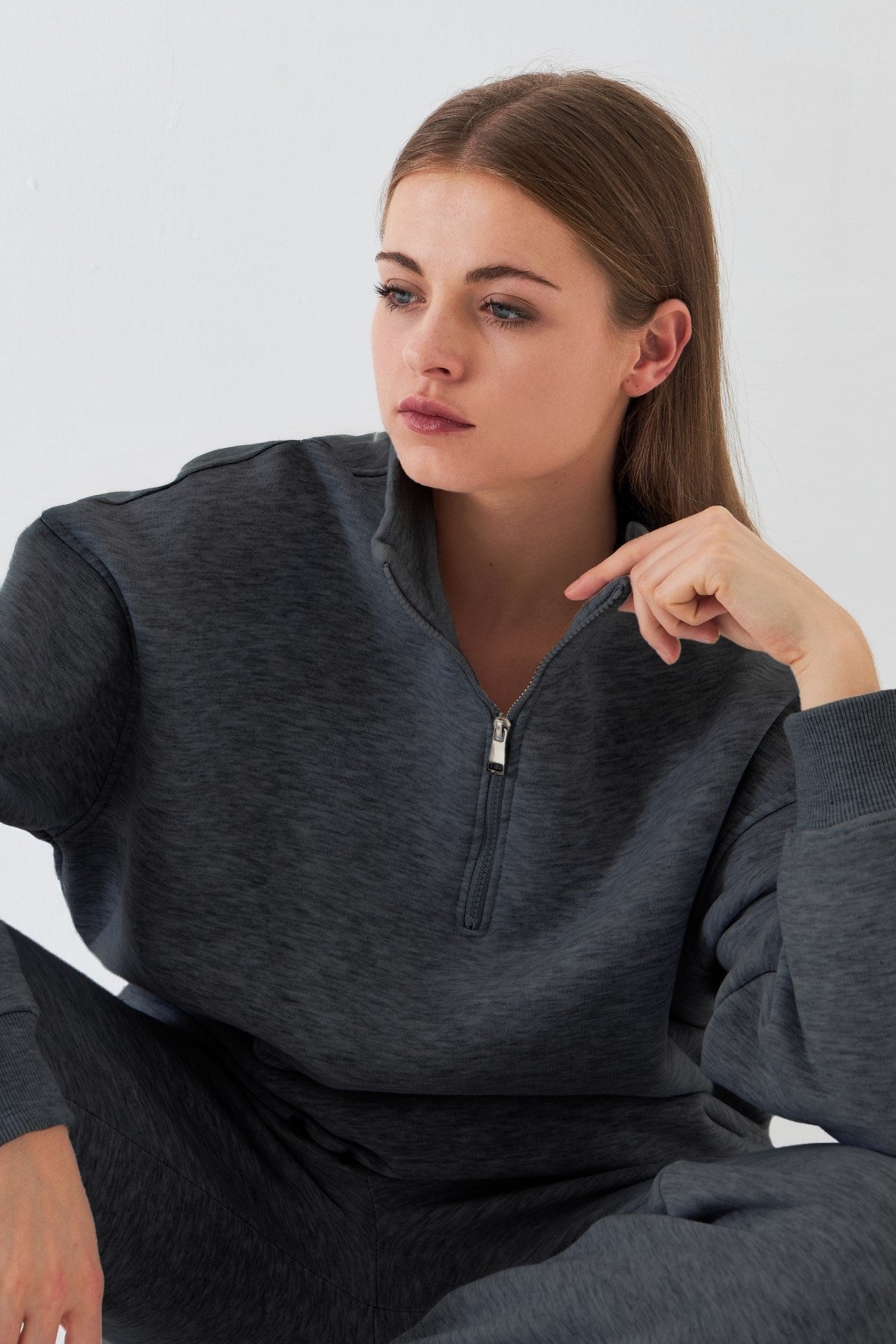 Unisex Oversize Eşofman Takımı Basic Füme Melanj – Fermuarlı Dik Yaka, Lastikli Paça, 3 İplik Polar